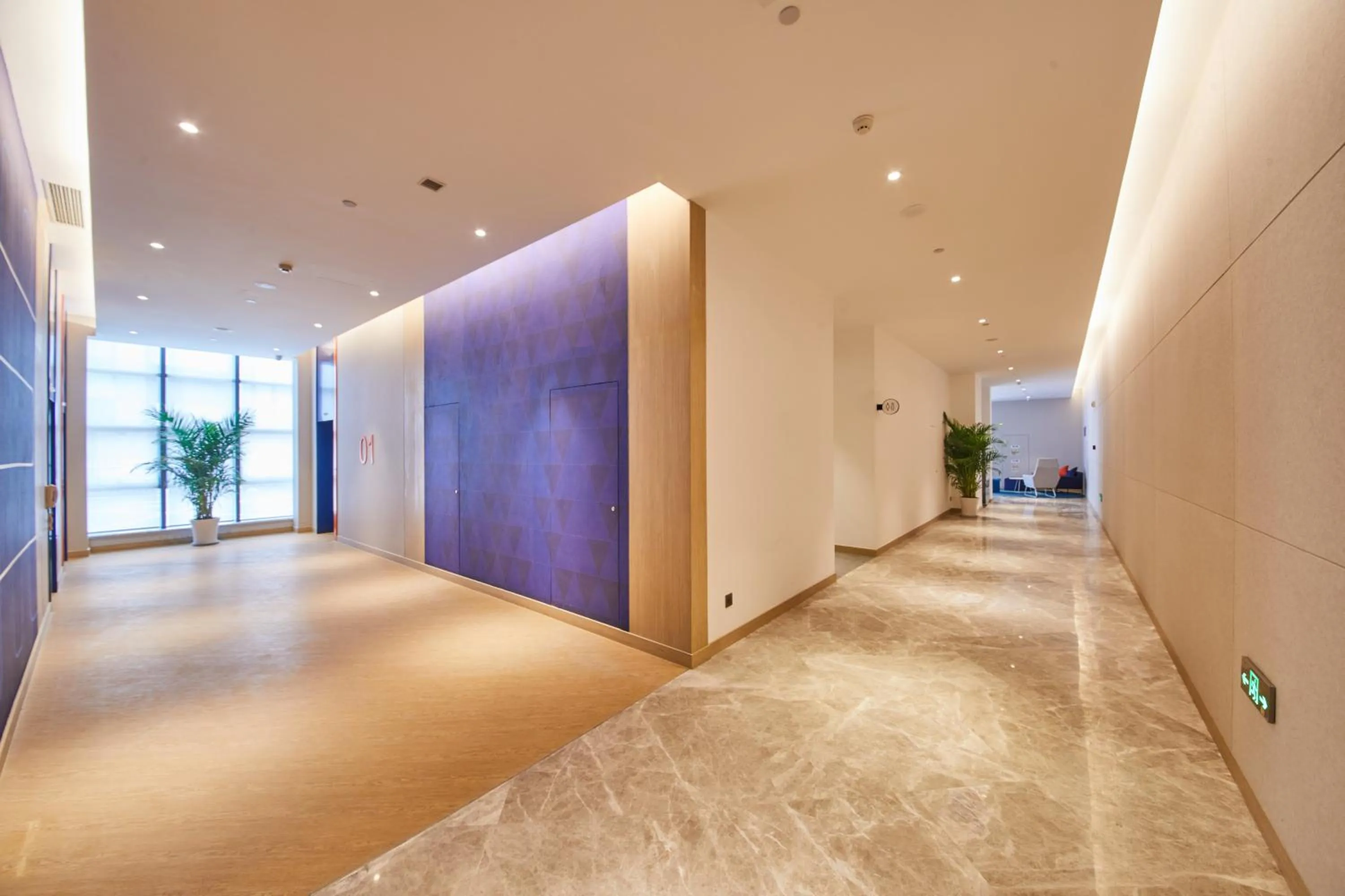 Lobby or reception in Holiday Inn Express Hangzhou Jiuzhou by IHG