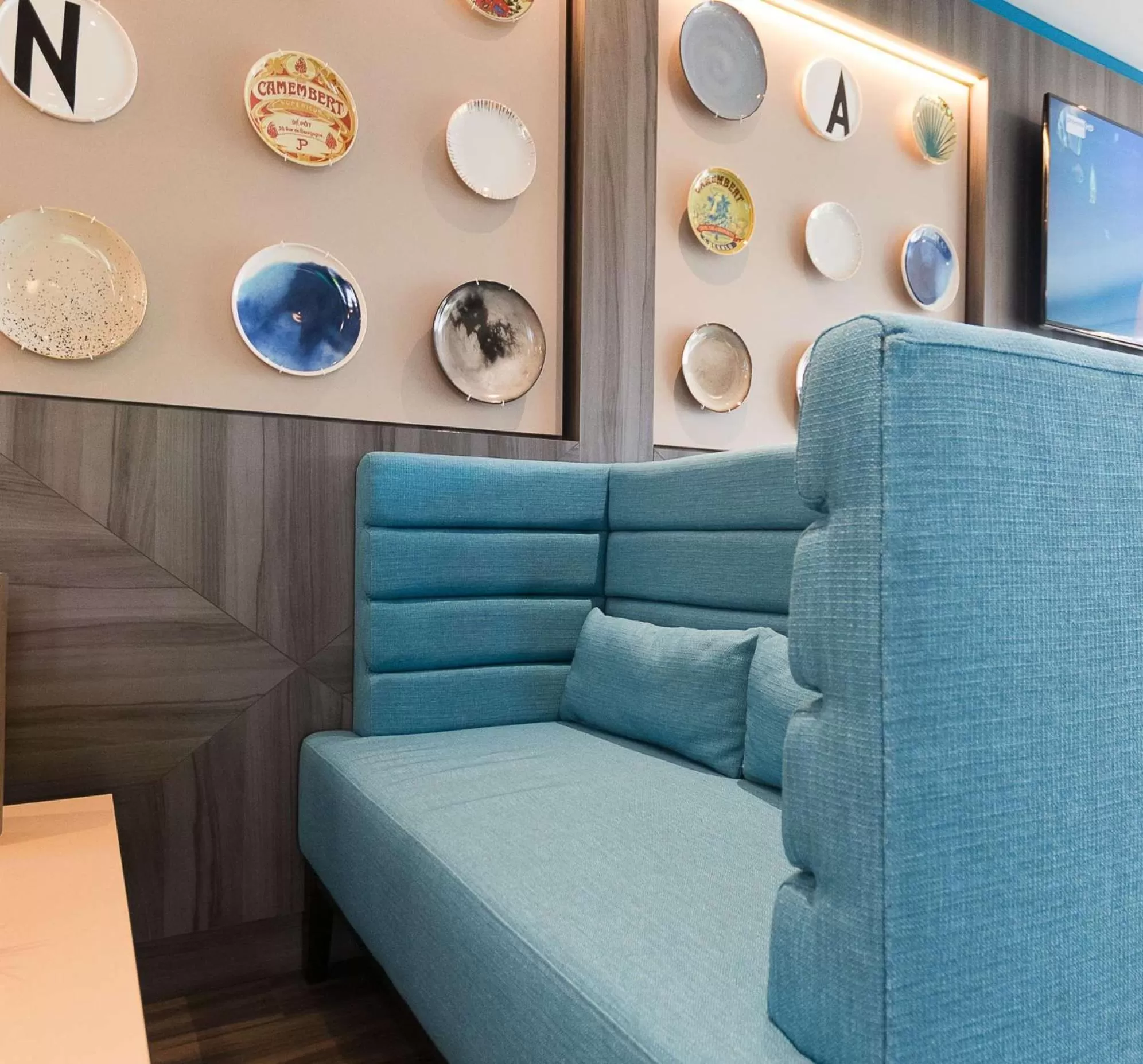 Lounge or bar in elaya apartments stuttgart boeblingen ehemals Arthotel ANA Living Boeblingen