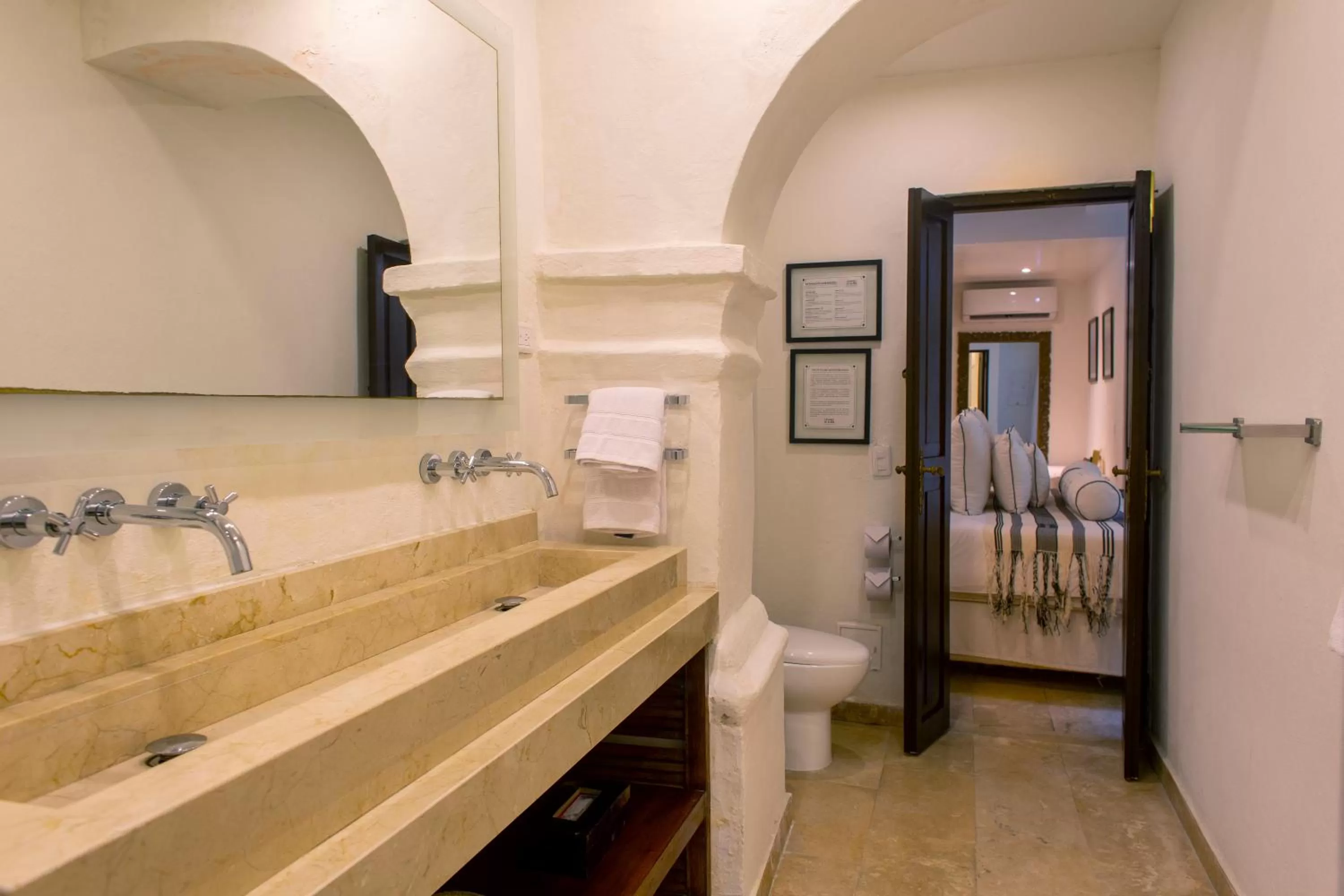 Bathroom in Leones de Alba Hotel Boutique