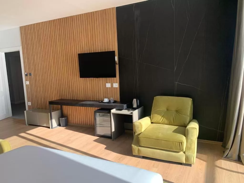 TV and multimedia in Grand Mirage