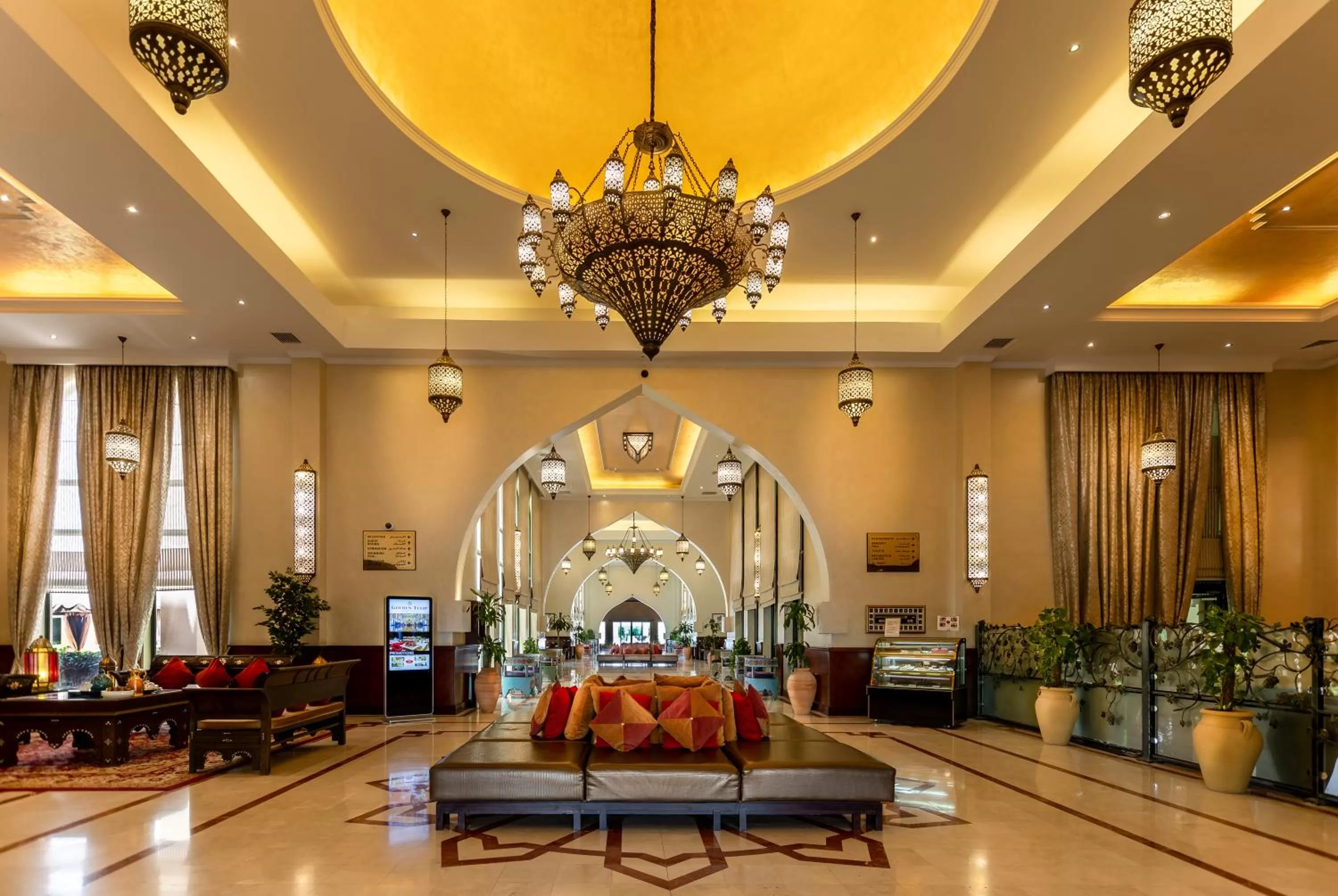Facade/entrance in Golden Tulip Nizwa Hotel