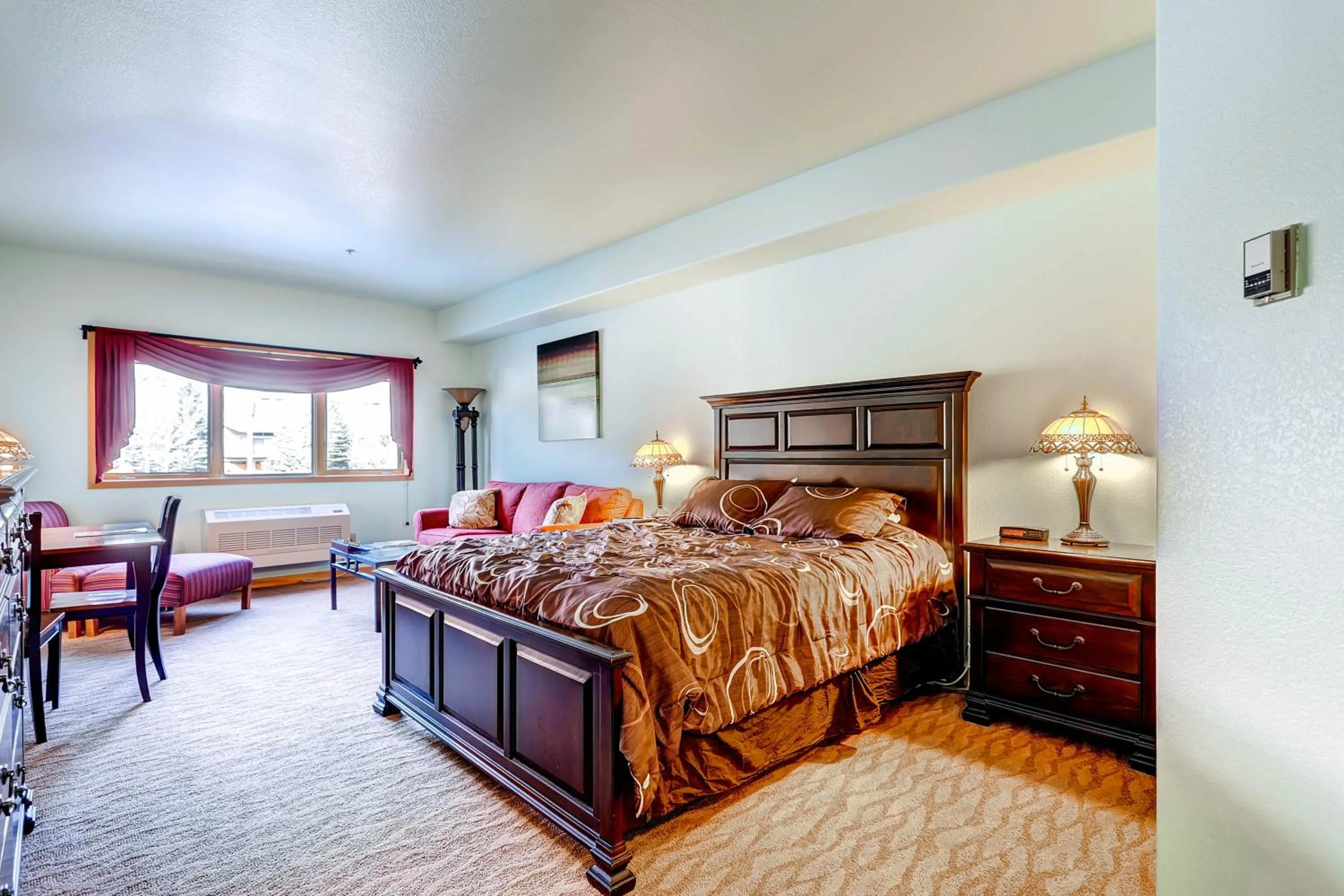 Bedroom, Bed in Gateway Mountain Lodge, A Vail Resorts Property