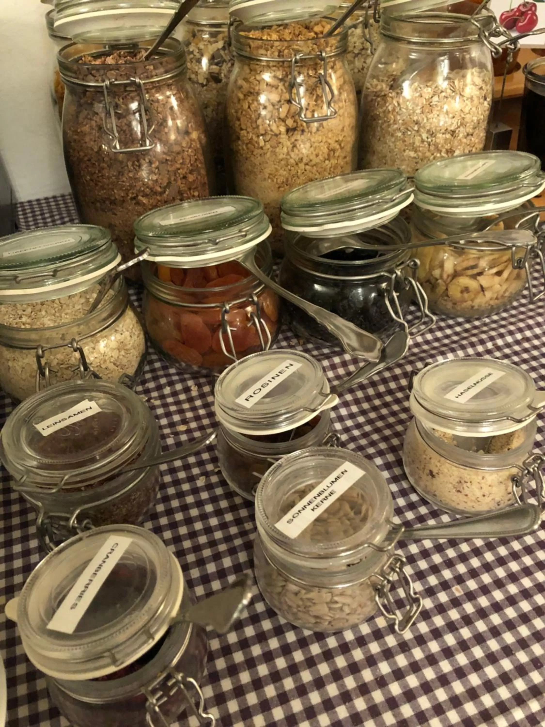 Food and drinks in Hotel Lippischer Hof