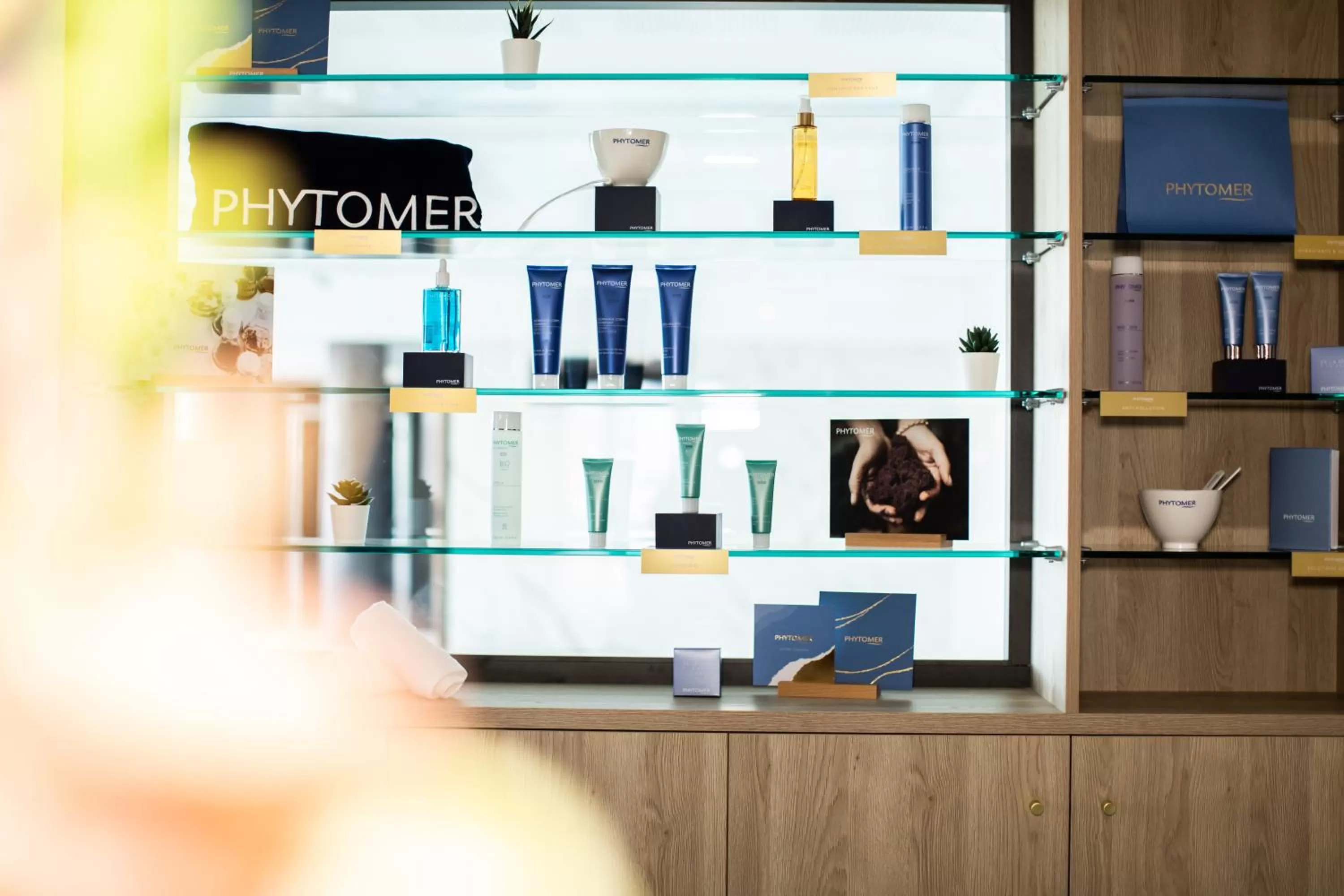 Spa and wellness centre/facilities in Le Barracuda & Spa, Centre Port, pieds dans l'eau, vue mer