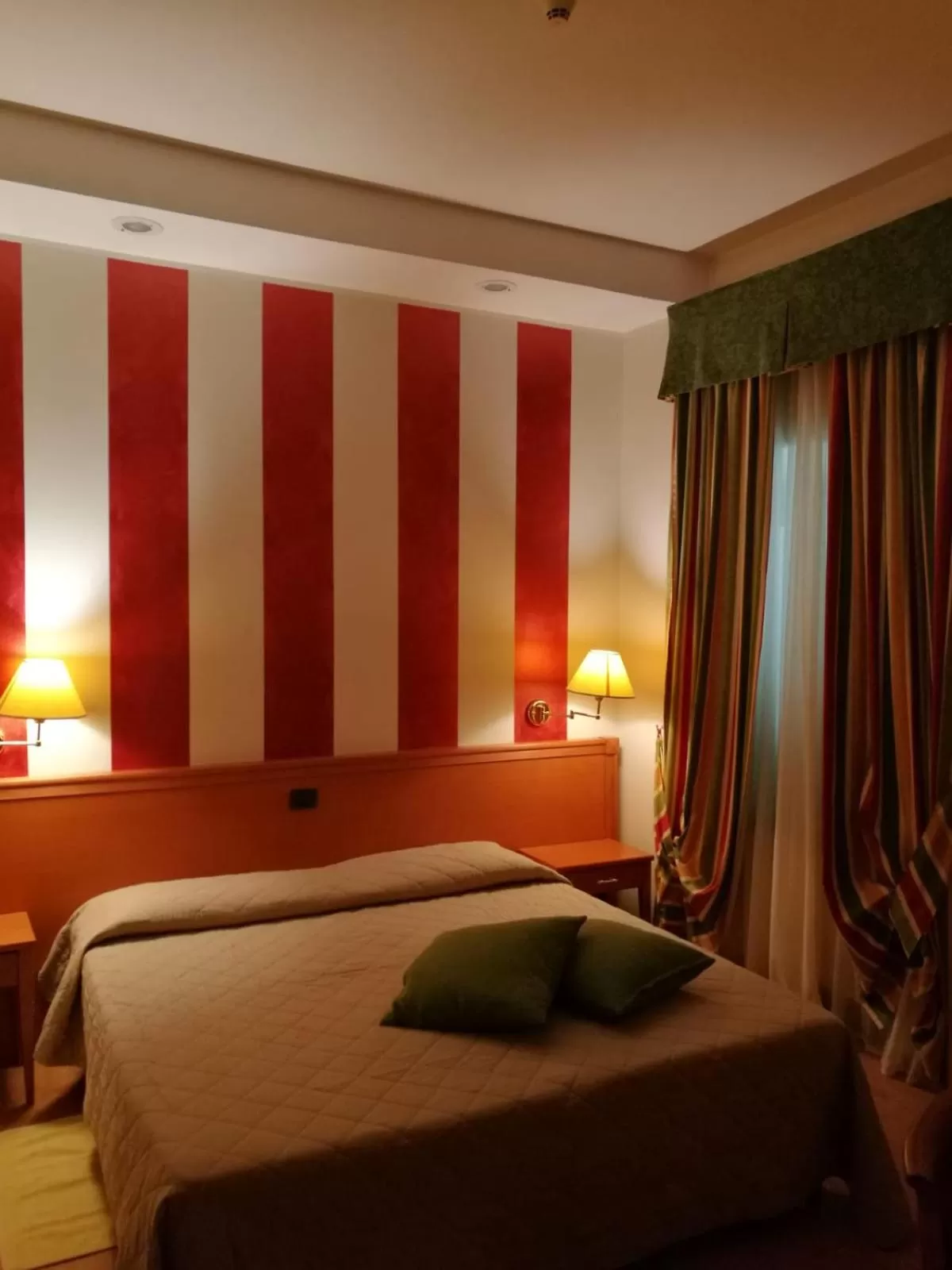 Photo of the whole room, Bed in Hotel La Luna