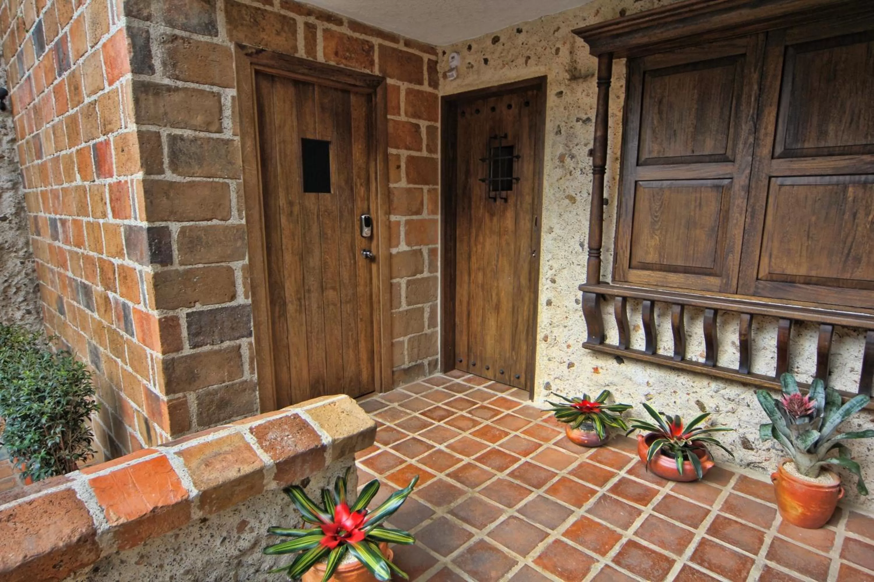 Facade/entrance in Casa Del Reloj