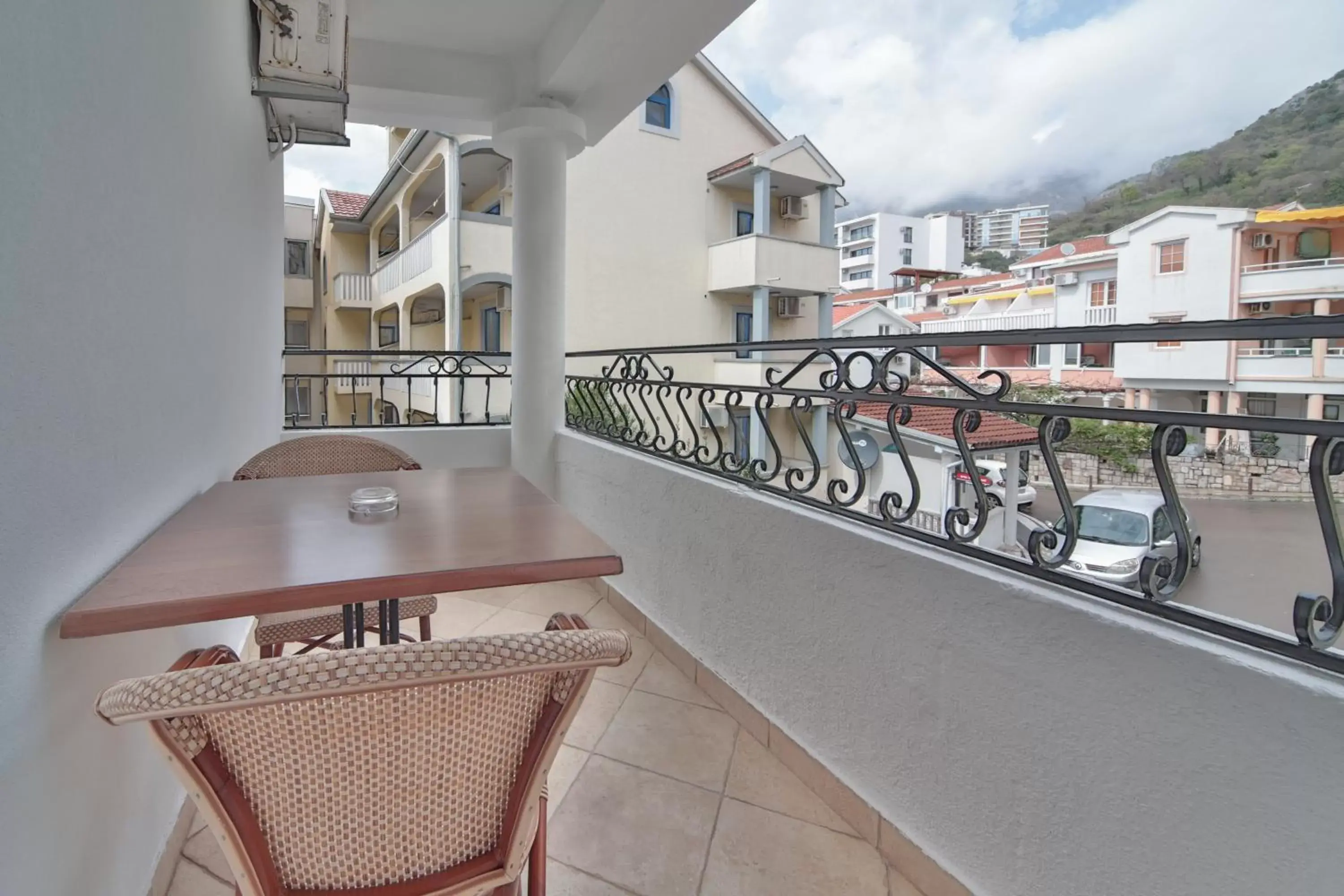 Standard Suite with Terrace (29) in Mali Hotel Porat Standard Suite with Terrace (29) in Mali Hotel Porat