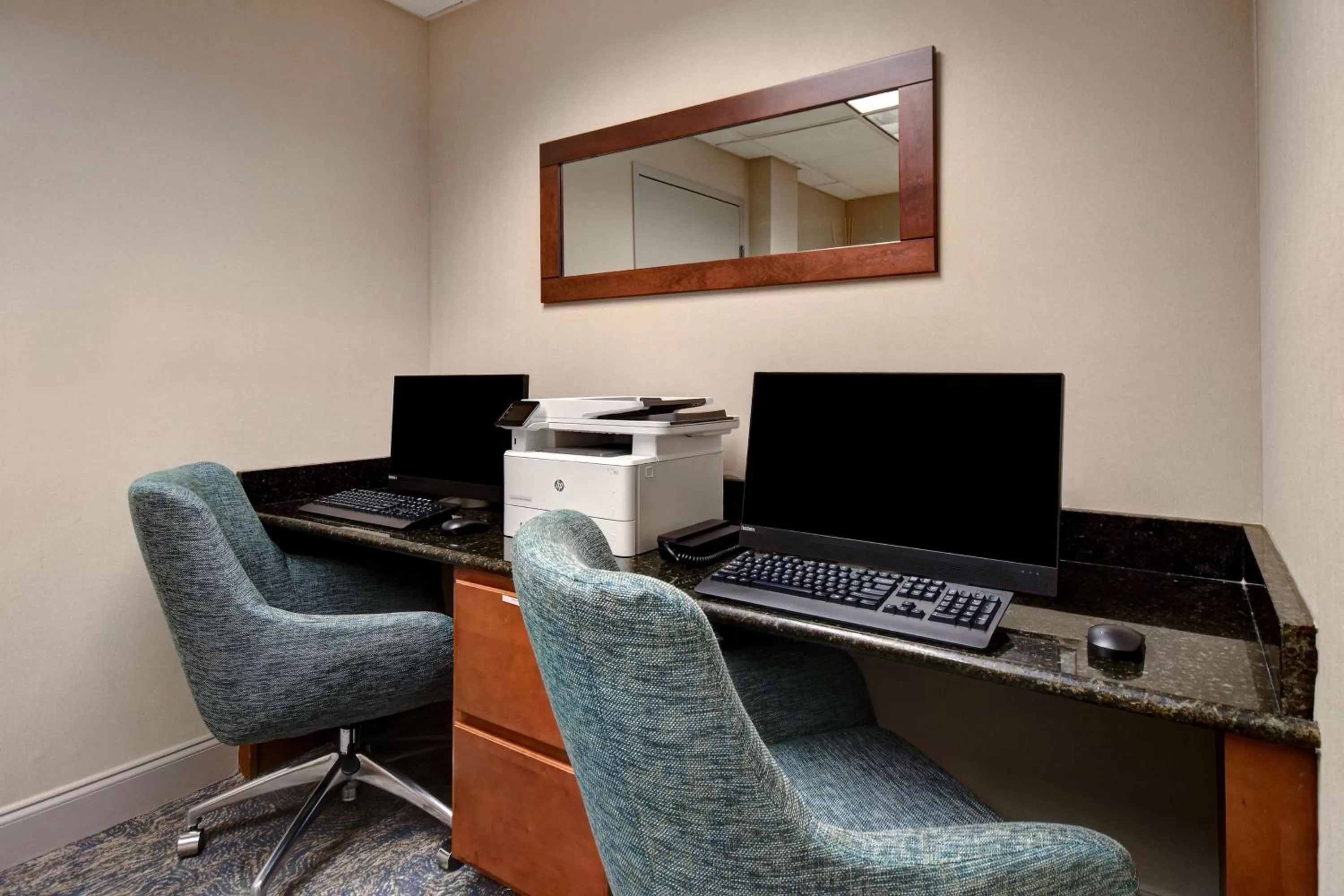 Business facilities in Hilton Garden Inn Fort Myers