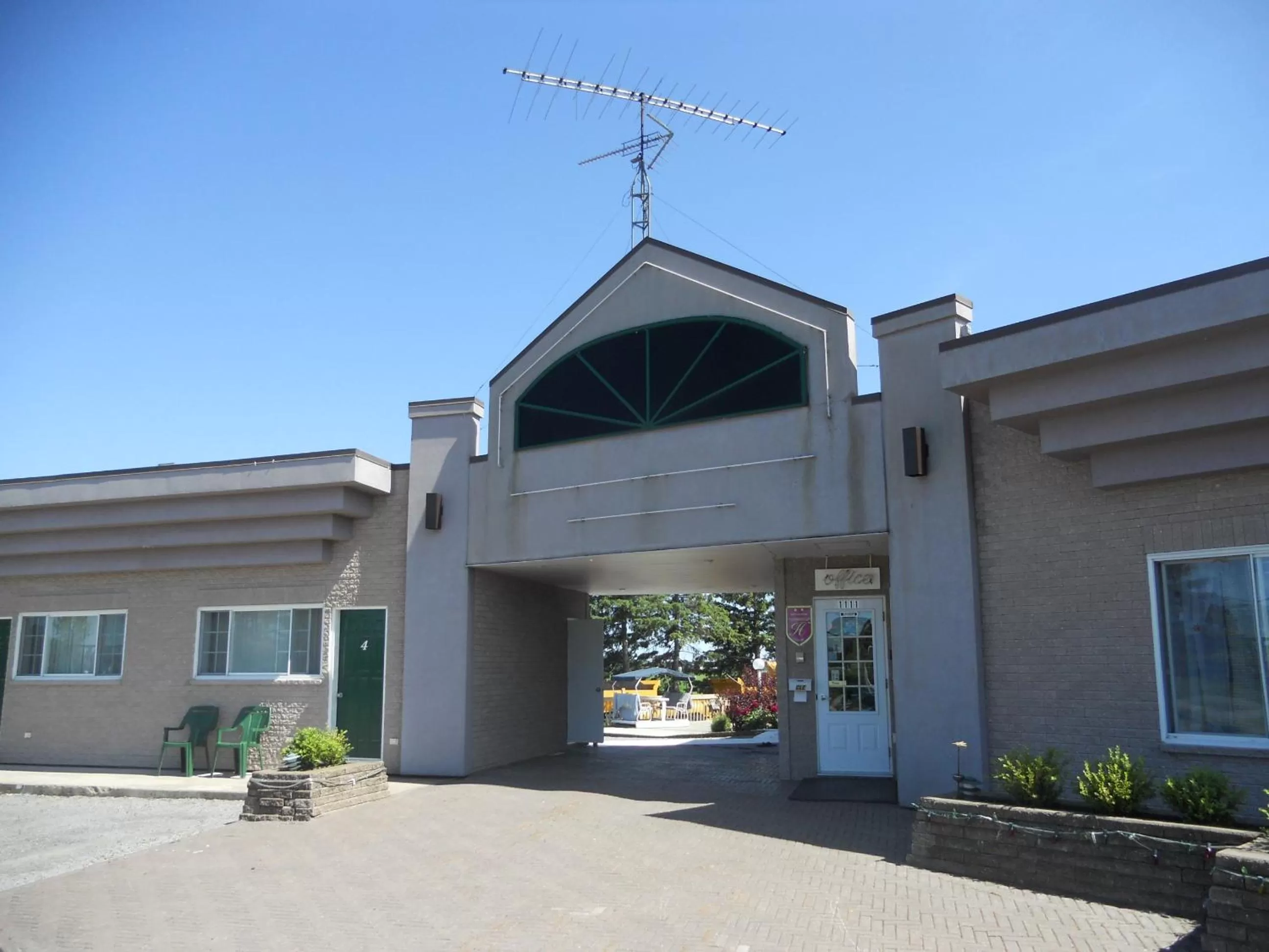 Facade/entrance in Motel Normandie