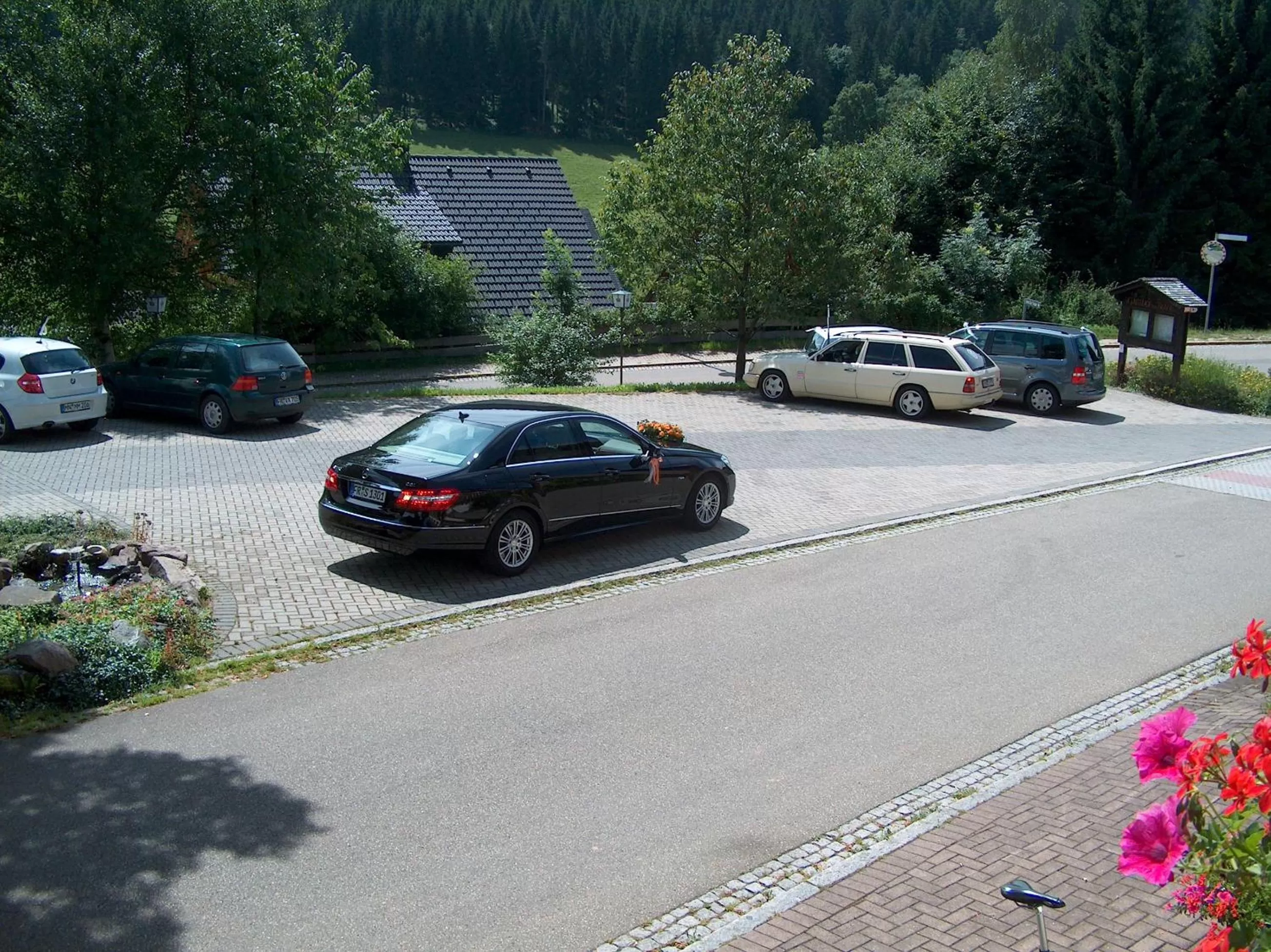 Parking in ZUR TRAUBE Schwarzwaldhotel & Restaurant am Titisee