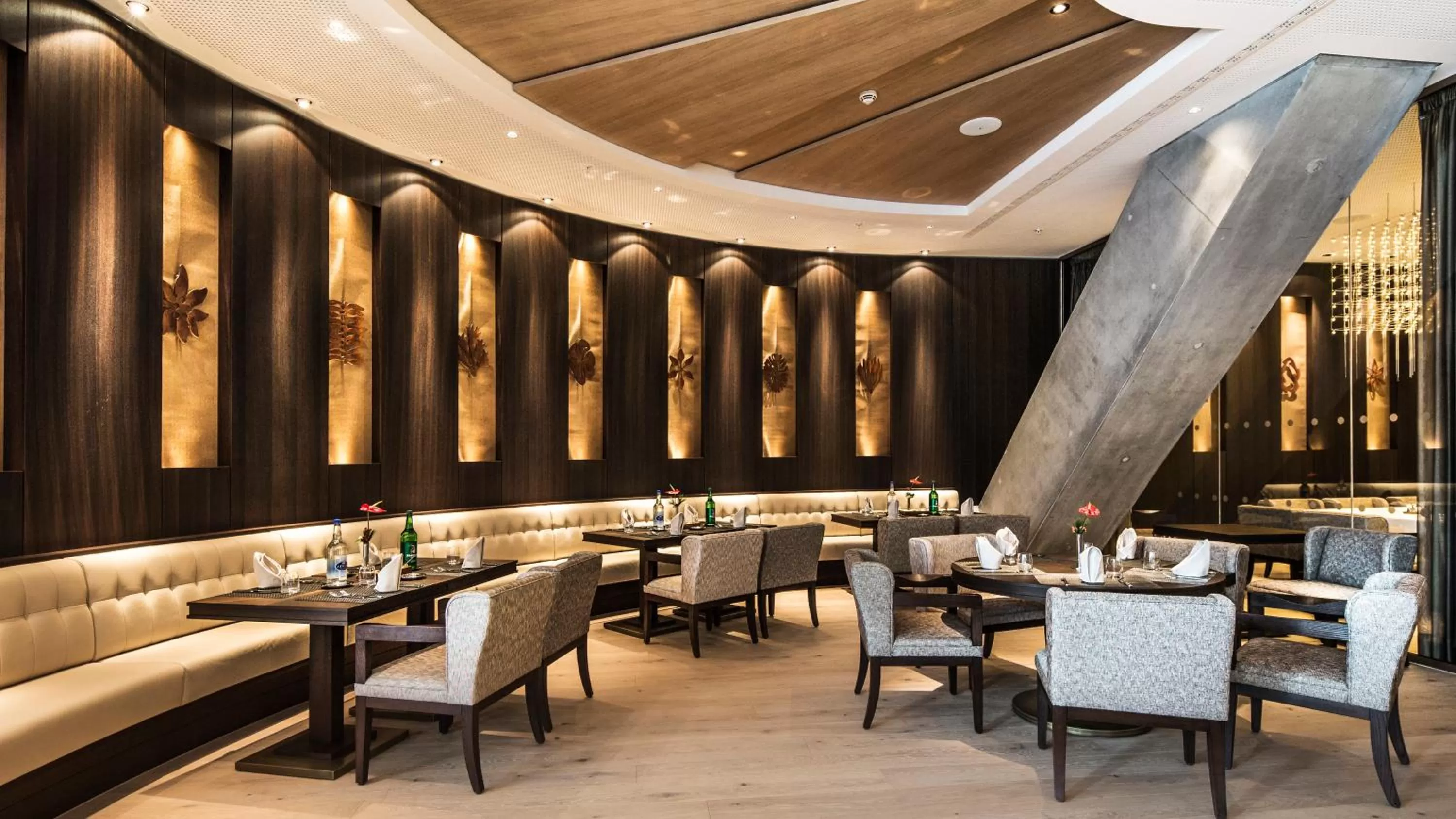 Restaurant/places to eat in AlpenGold Hotel Davos