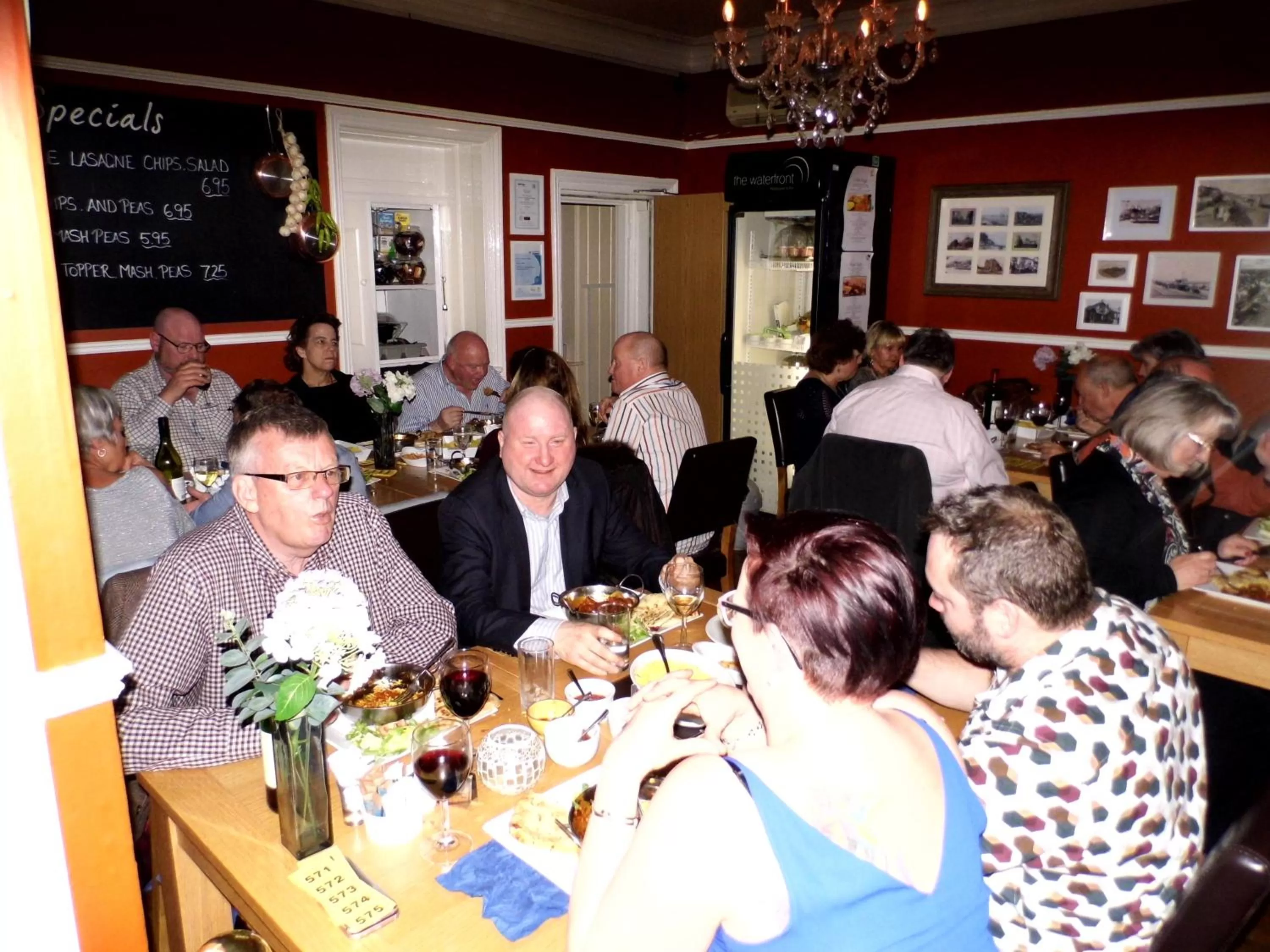 Restaurant/places to eat in Waterfront Hotel