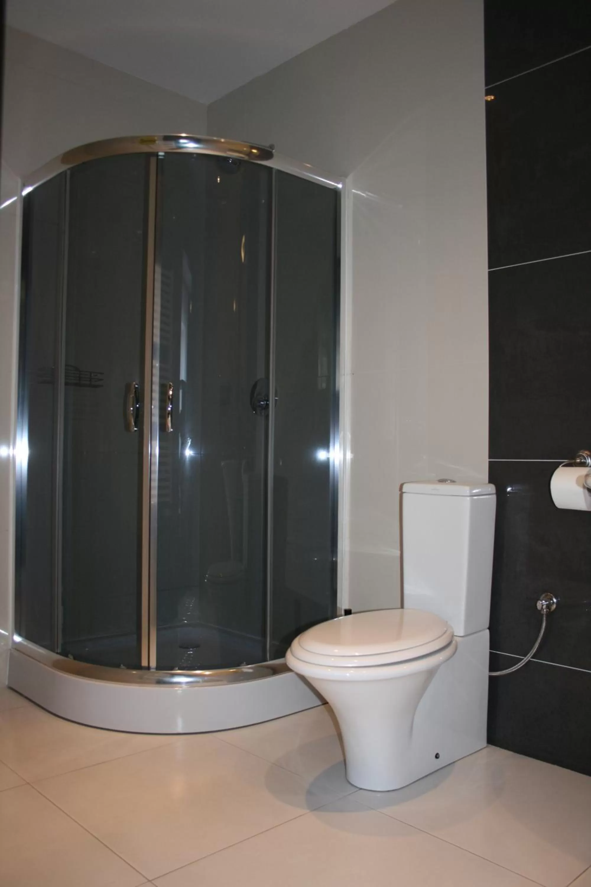 Bathroom in Hotel Opera