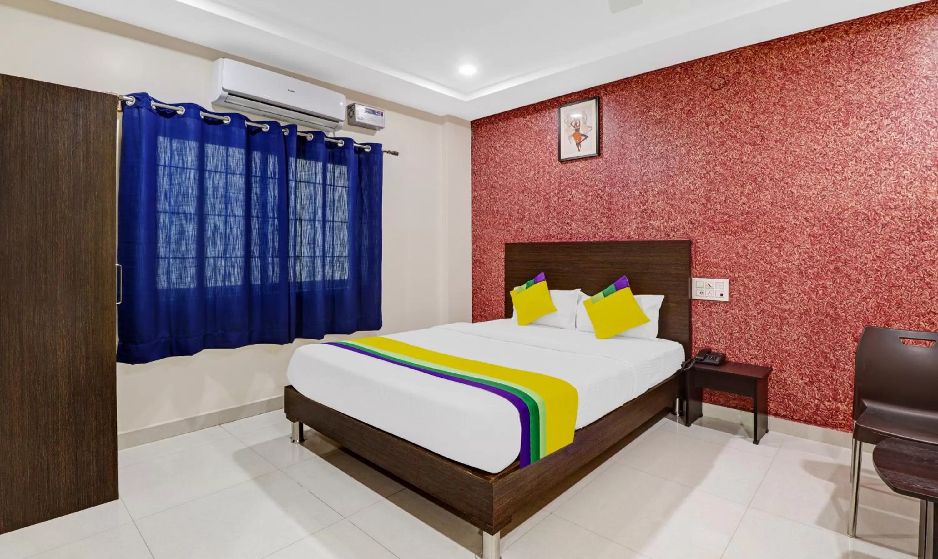 Itsy Hotels Harsha Comforts,600 Mts From Coffee Museum