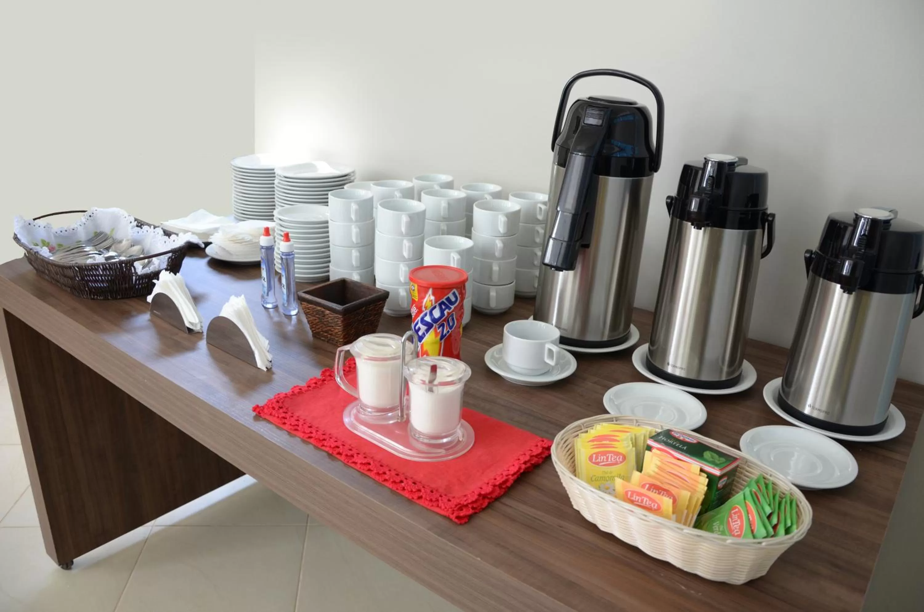 Restaurant/places to eat in Hotel Golden JK