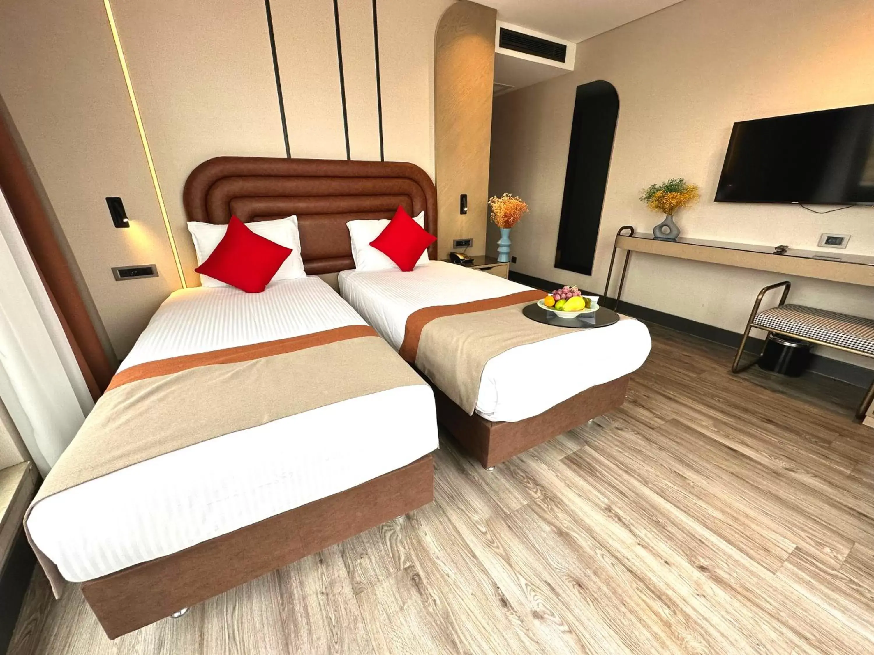 Deluxe Twin Room With Balcony in Edition Old City Hotel Deluxe Twin Room With Balcony in Edition Old City Hotel