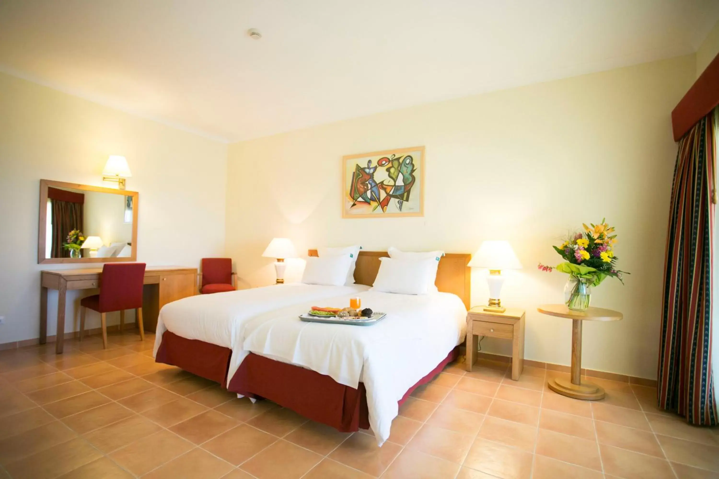 Suite with Balcony - single occupancy in Mirachoro Carvoeiro Suite with Balcony - single occupancy in Mirachoro Carvoeiro