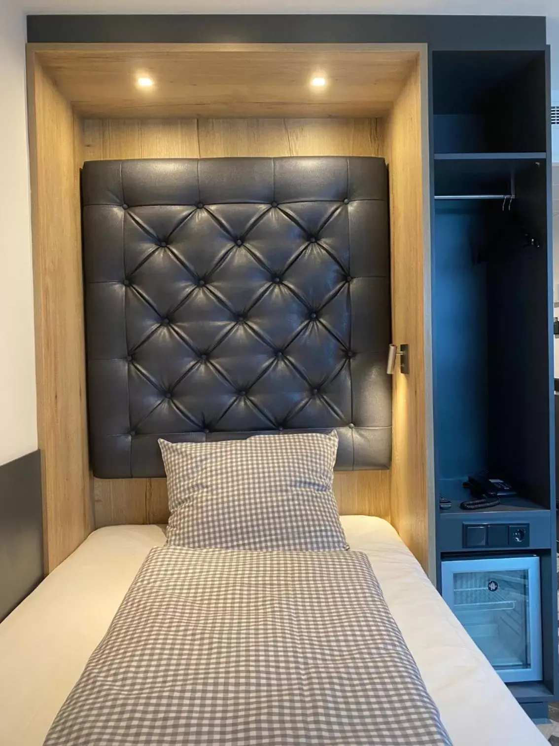 Single Room in Munich Deluxe Hotel Single Room in Munich Deluxe Hotel