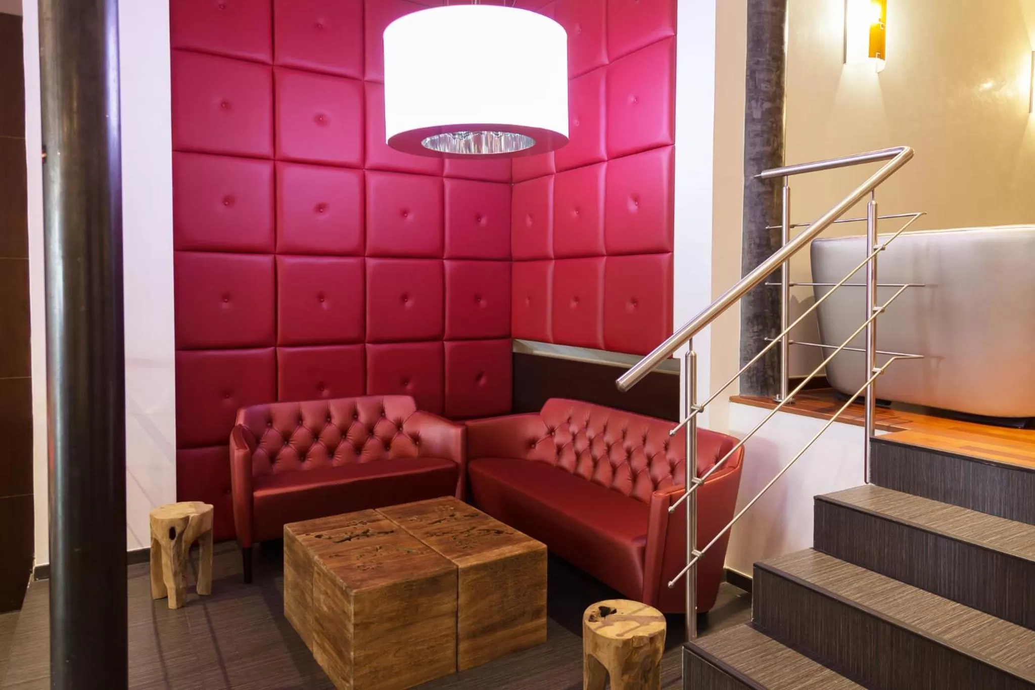 Communal lounge/ TV room in Hotel Tristar