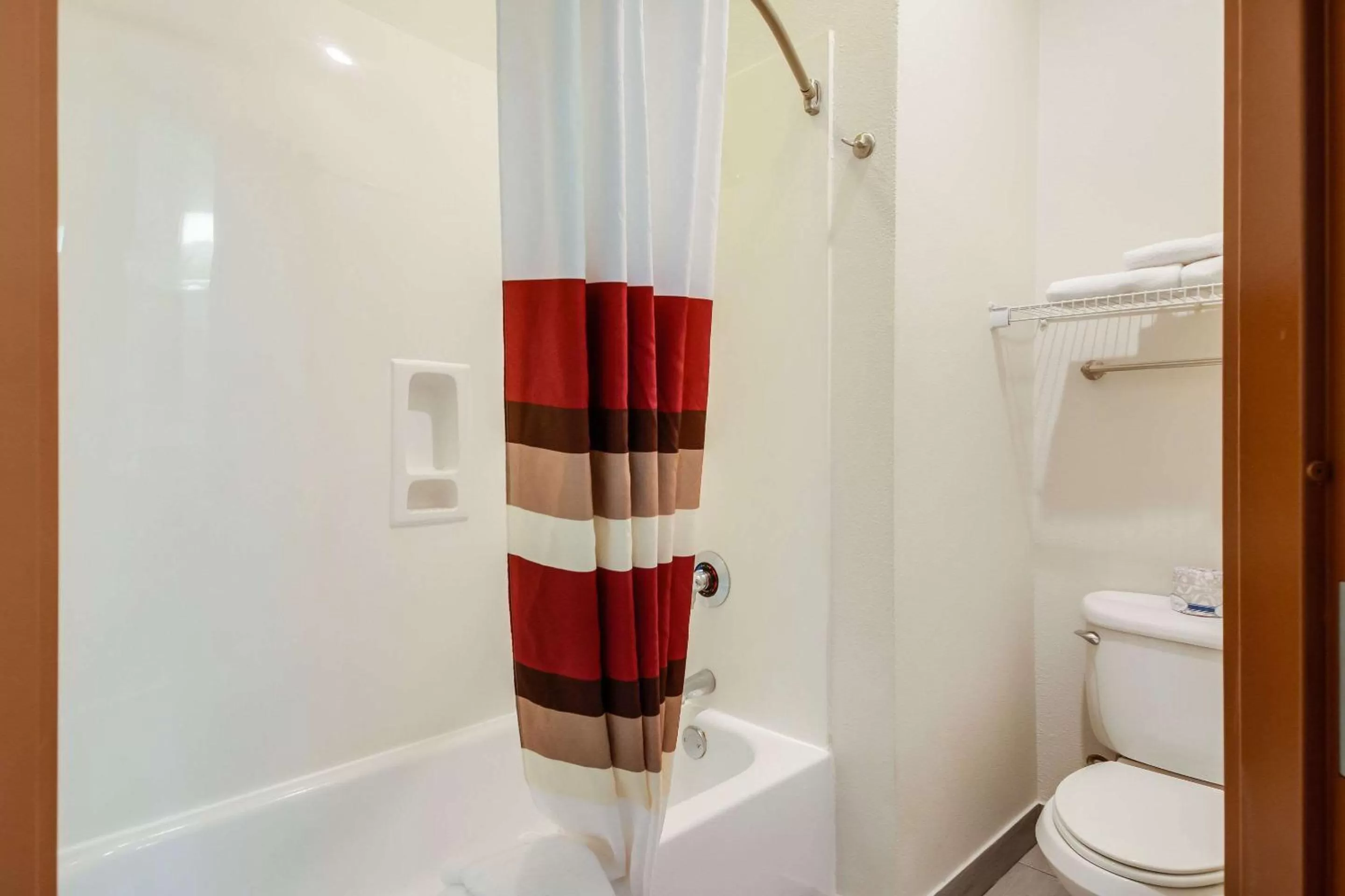 Bathroom in Econo Lodge Laredo - Nuevo Laredo