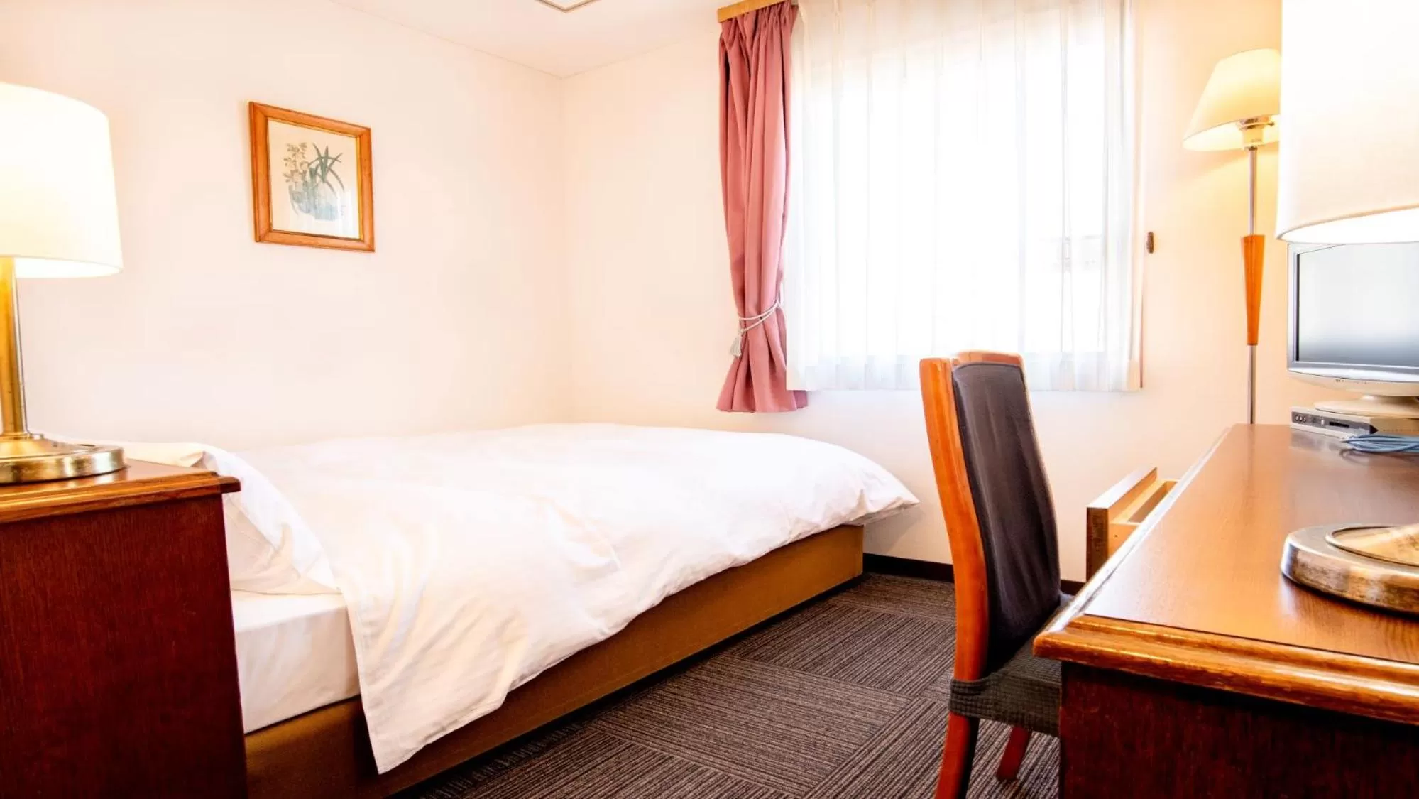 Bed in 小牧シティホテル