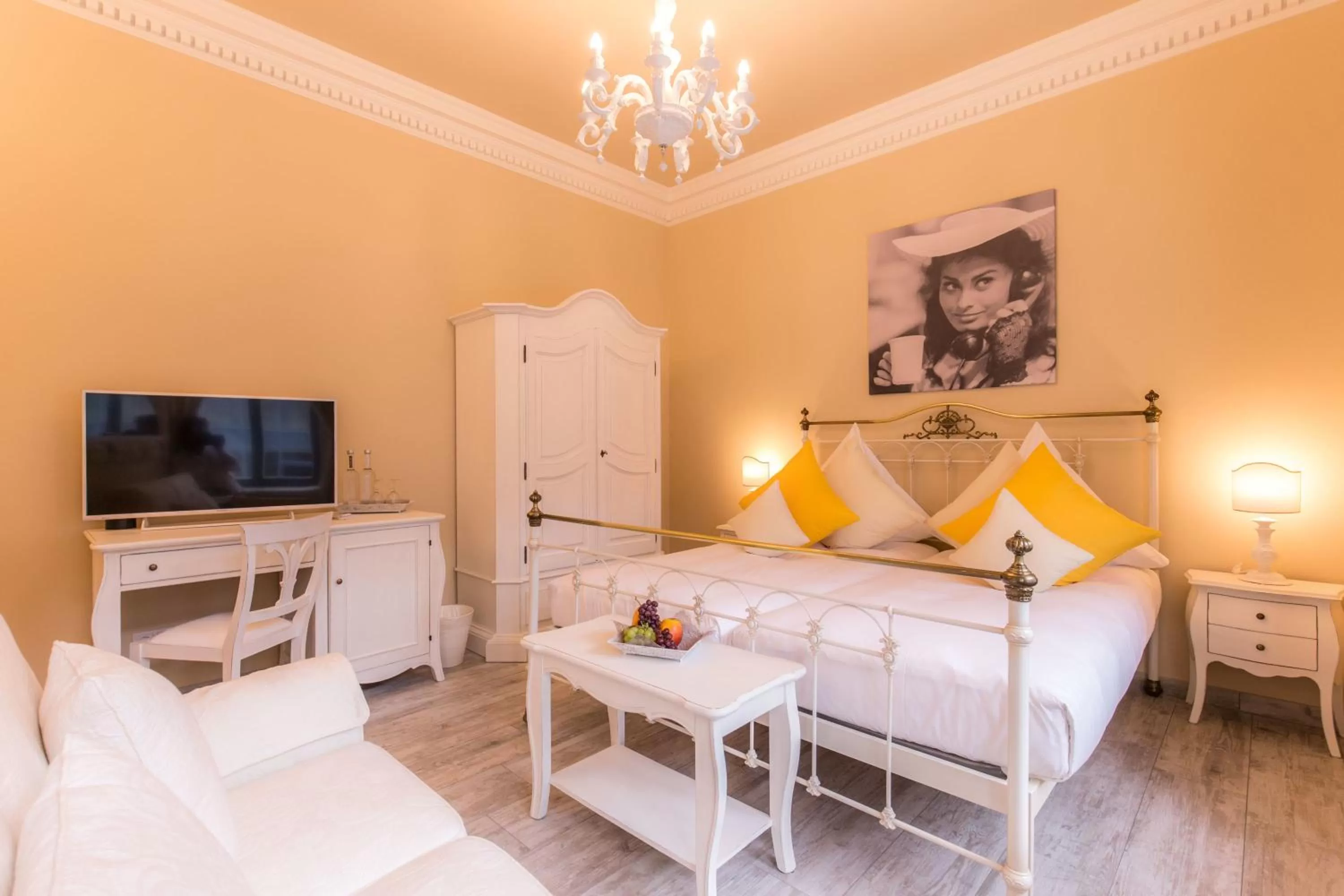 Photo of the whole room, Bed in Grande Albergo Giancarlo