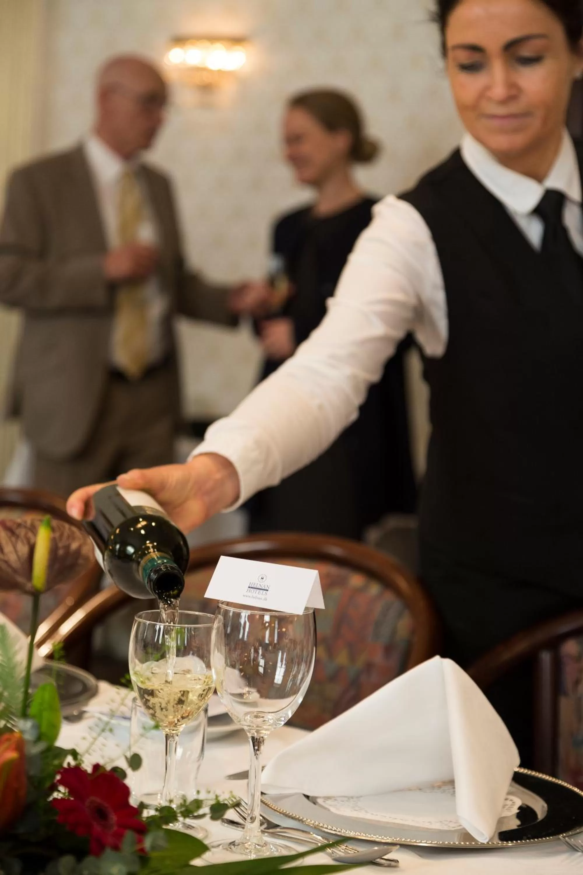 Restaurant/places to eat in Helnan Phønix Hotel