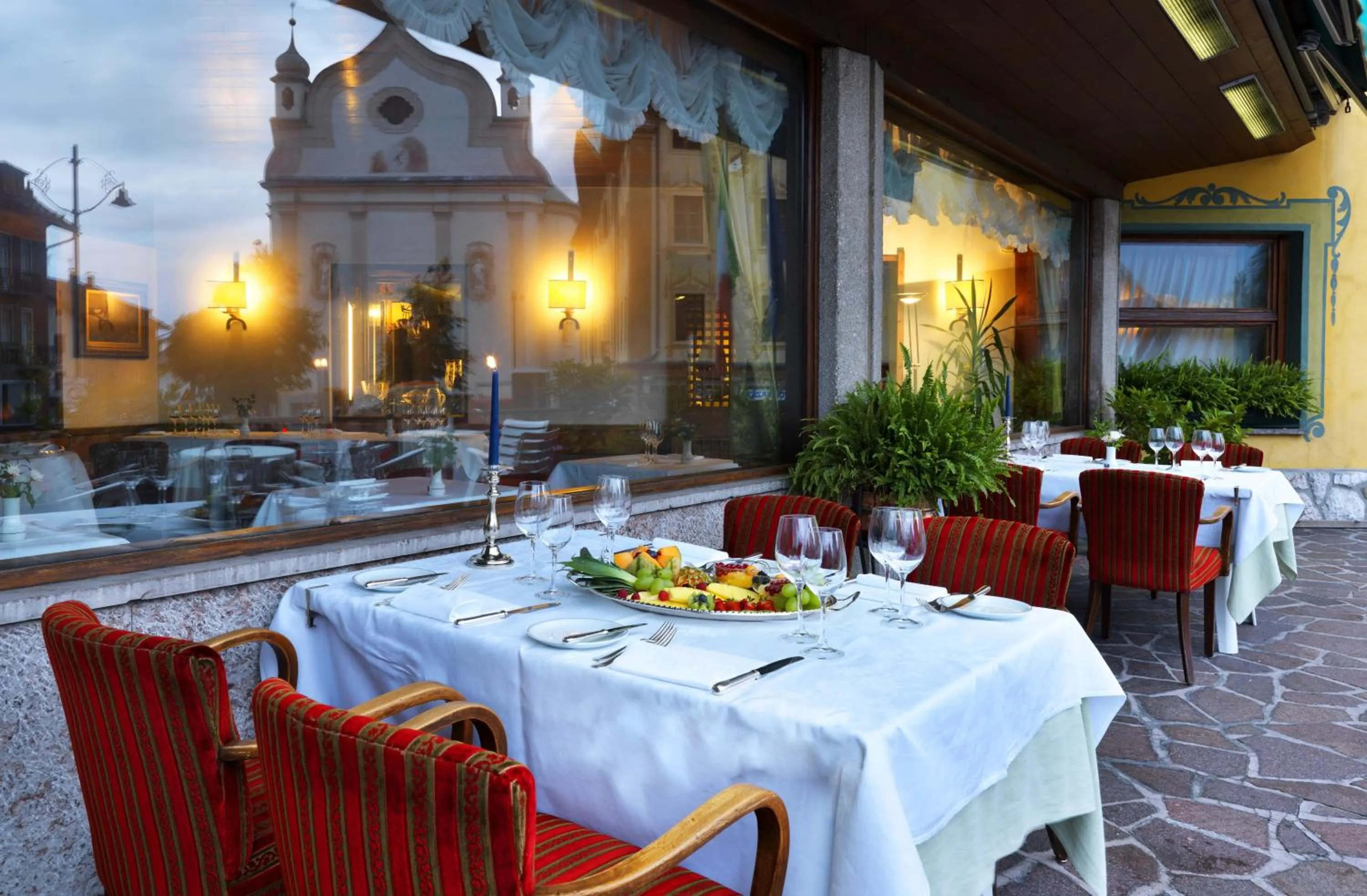 Restaurant/places to eat in Hotel De La Poste