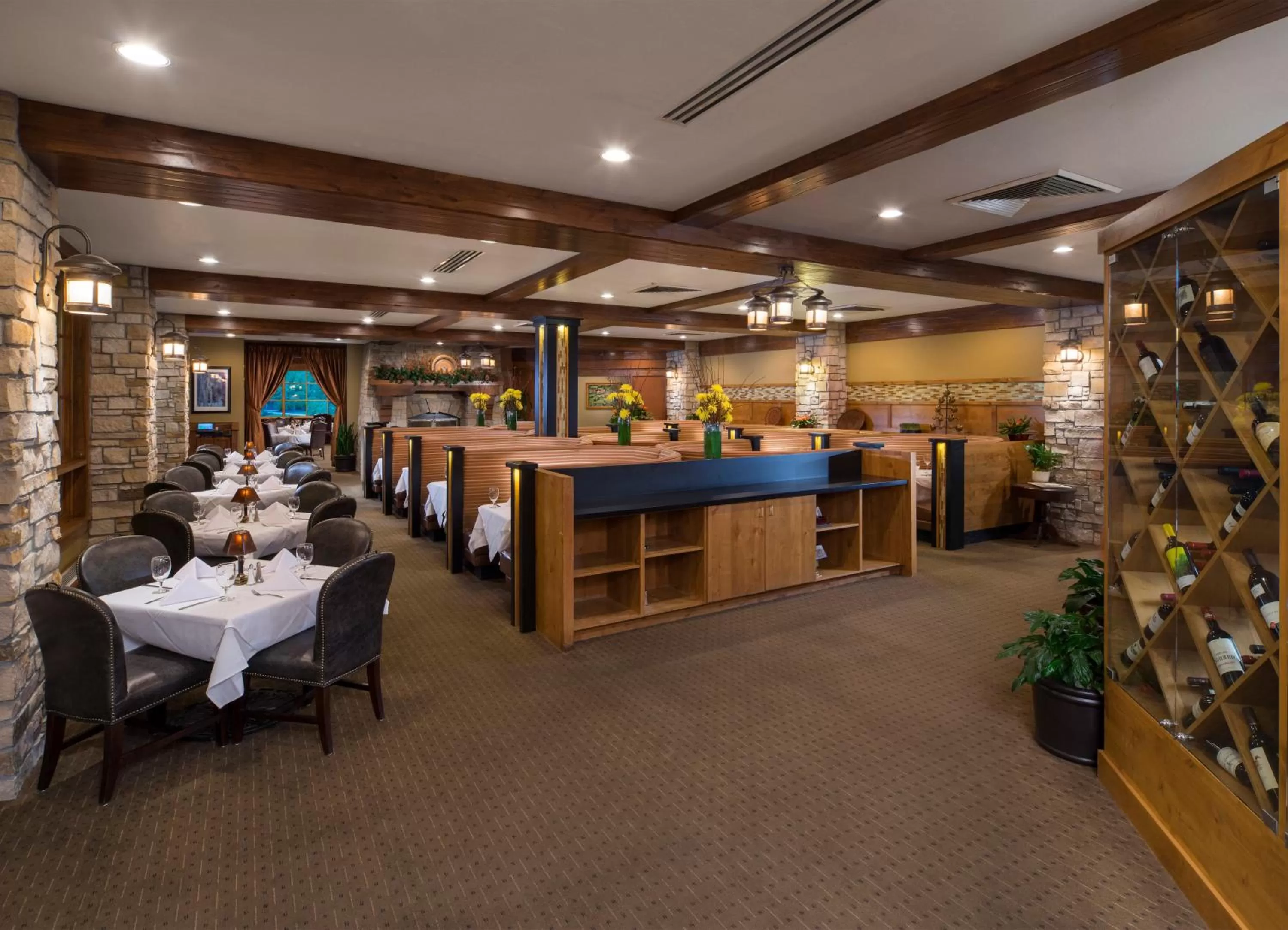 Restaurant/places to eat in Hotel Park City, Autograph Collection