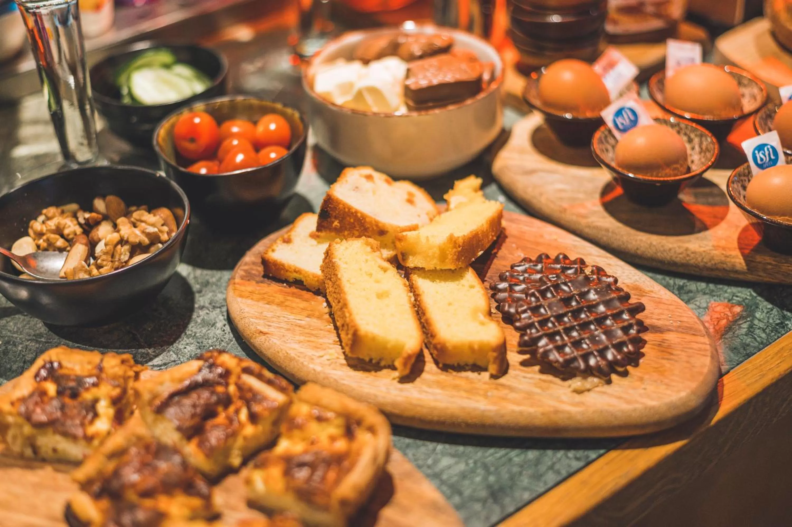 Breakfast in Green Hotel