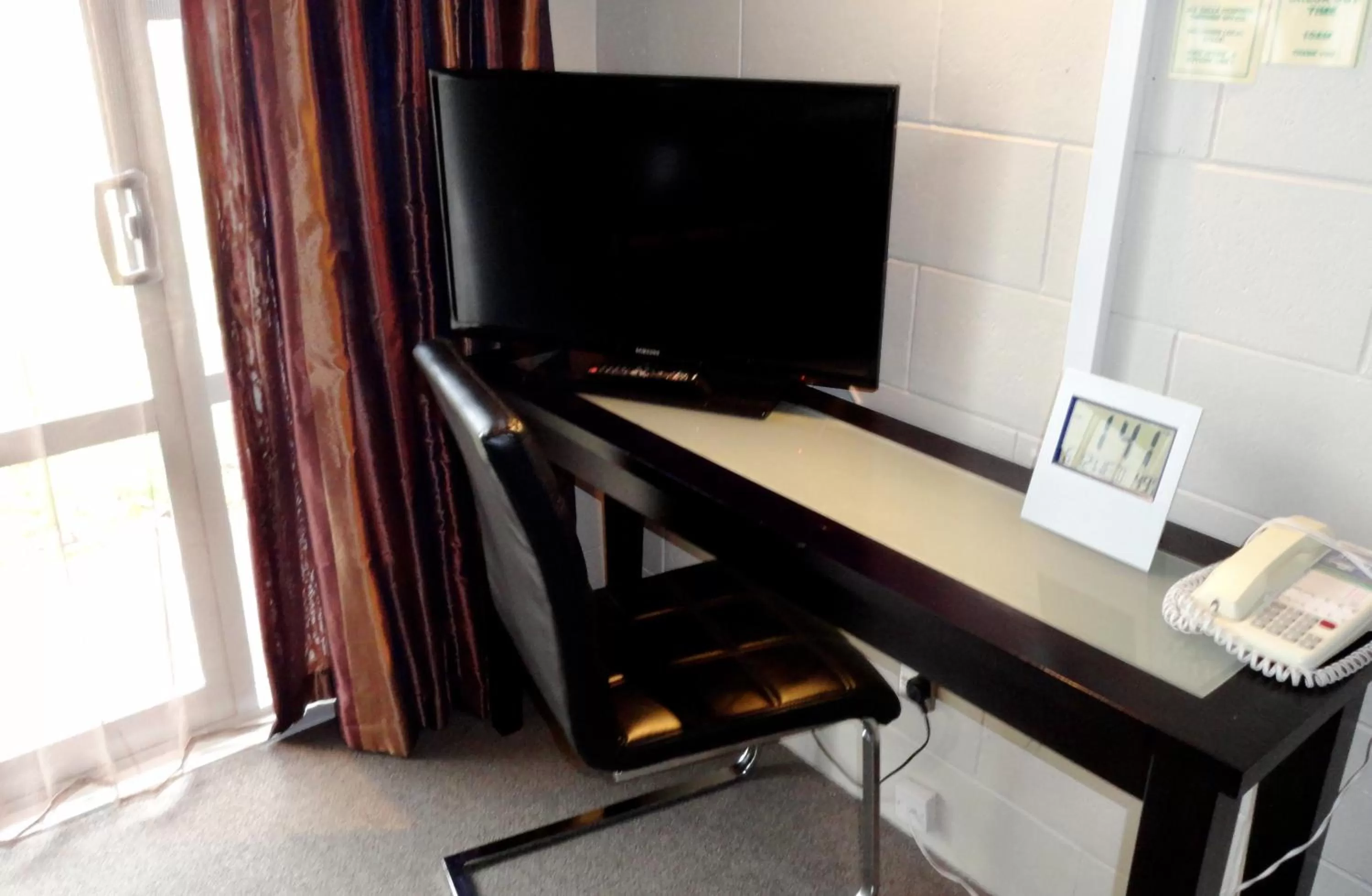 Other, TV/Entertainment Center in Aarburg Airport Motel