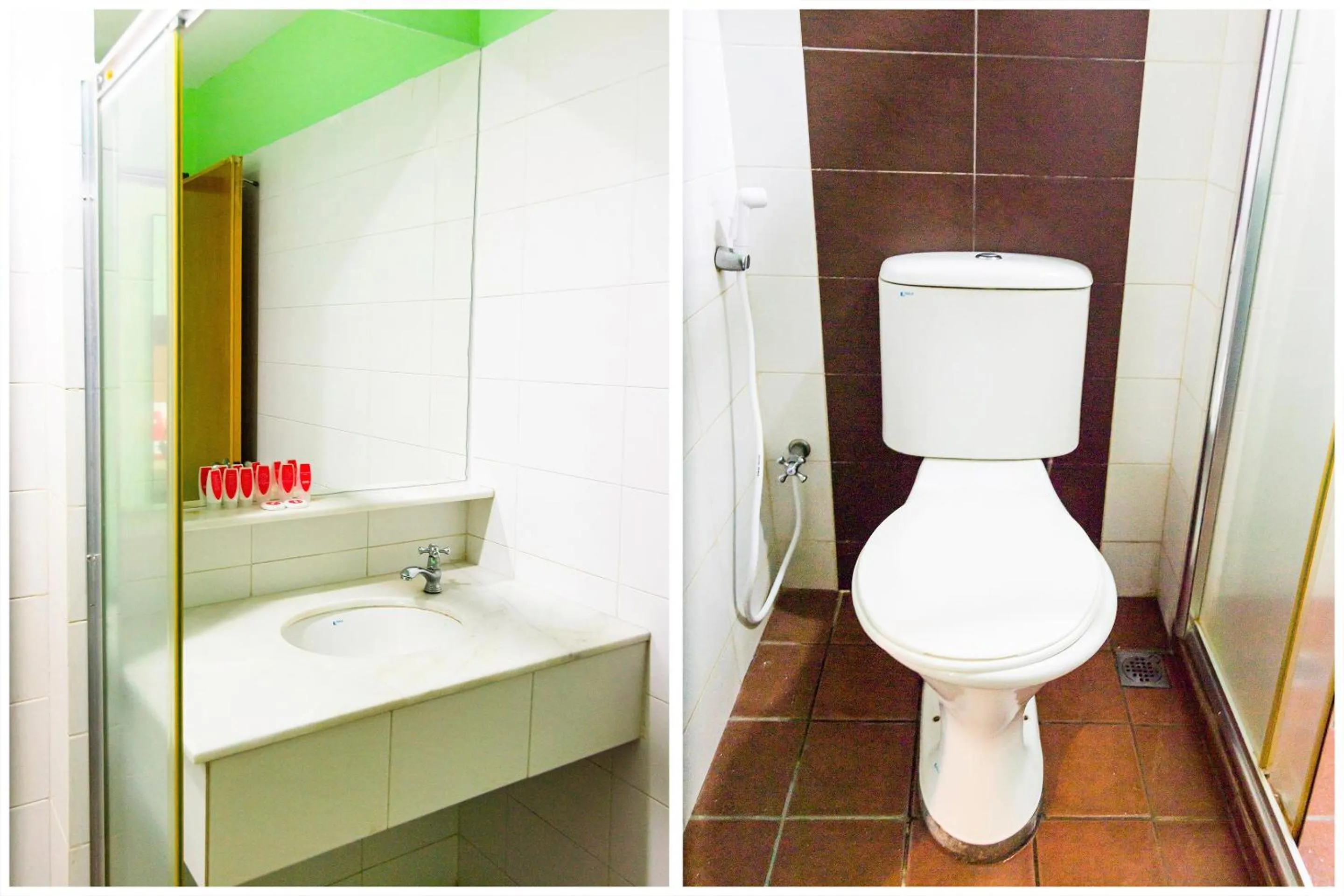 Bathroom in OYO 89408 Royal Hotel