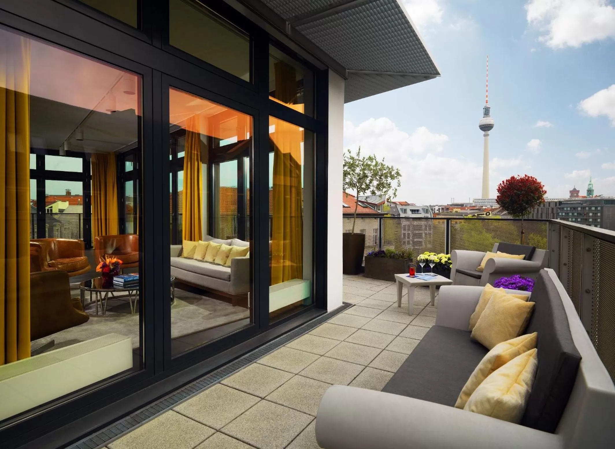 Day in Hotel AMANO Rooms & Apartments