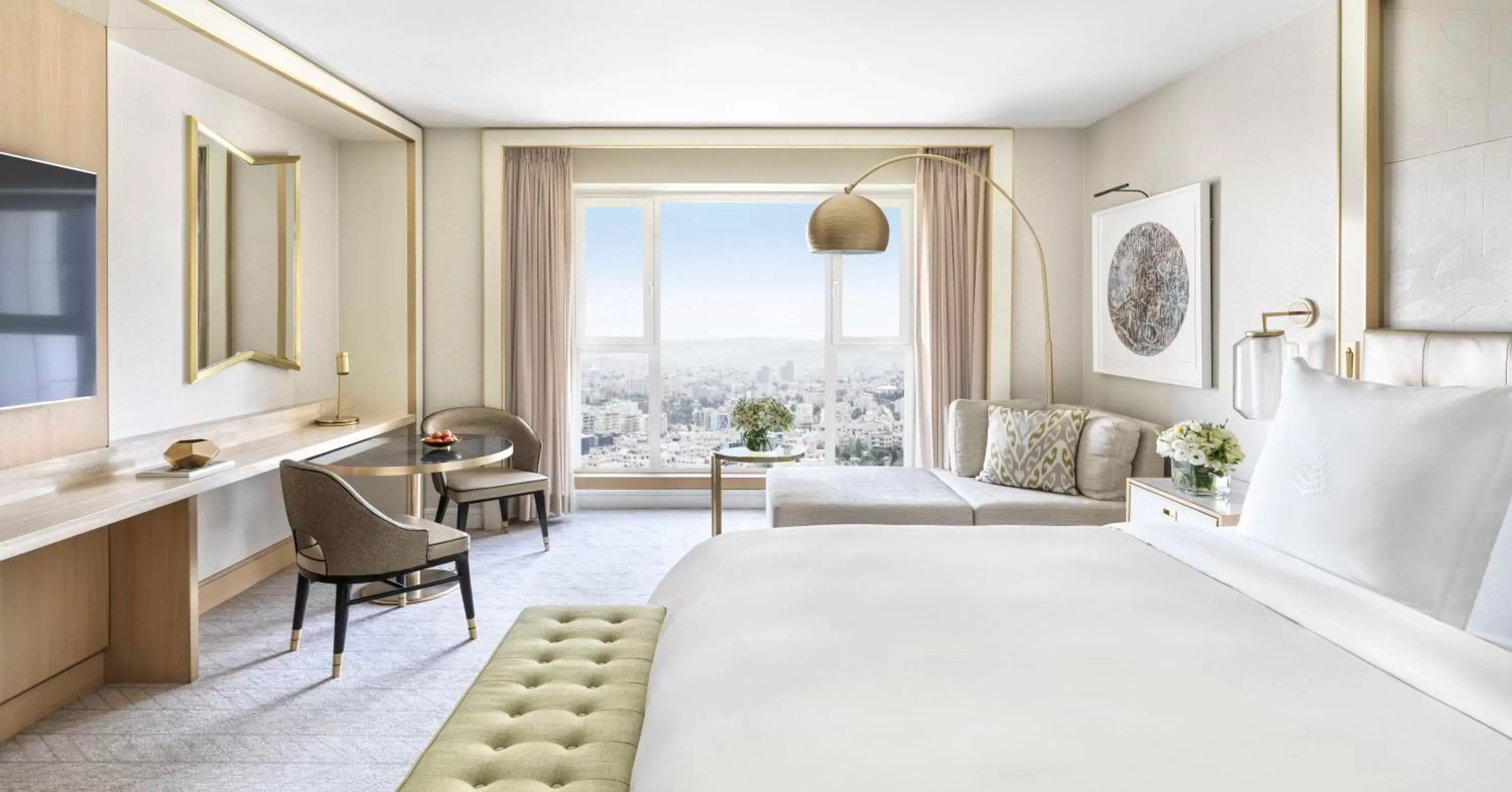 Deluxe Room King in Four Seasons Hotel Amman Deluxe Room King in Four Seasons Hotel Amman
