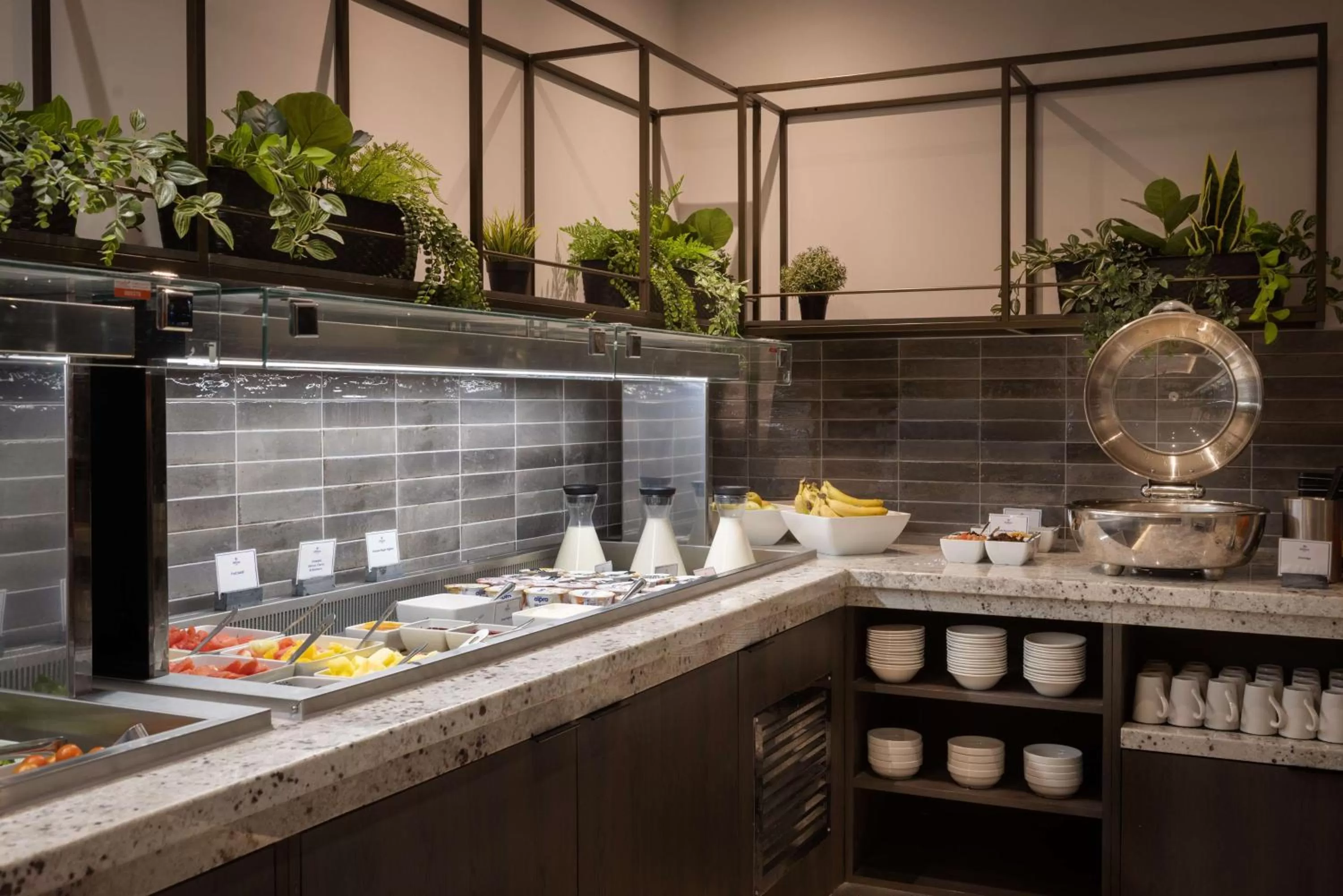 Food and drinks in Hilton Cardiff