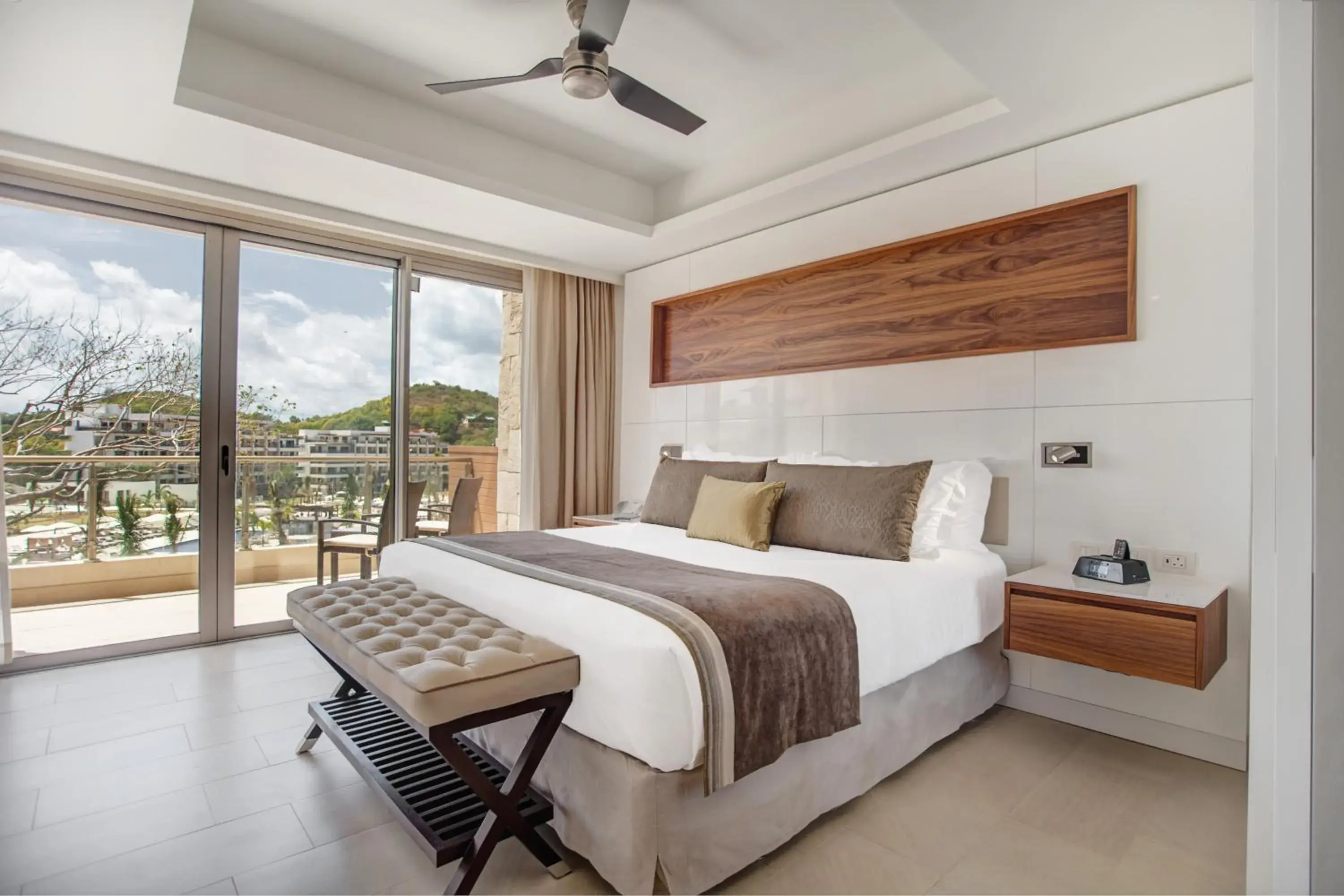 Luxury Junior Suite Ocean View - single occupancy in Royalton Saint Lucia, An Autograph Collection All-Inclusive Resort Luxury Junior Suite Ocean View - single occupancy in Royalton Saint Lucia, An Autograph Collection All-Inclusive Resort