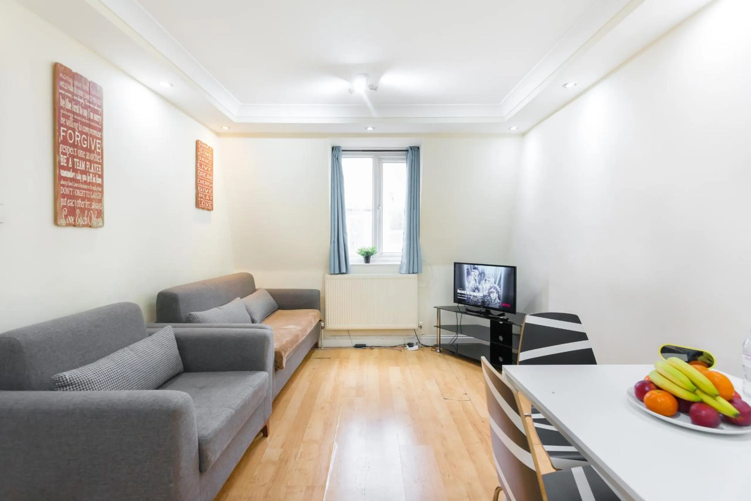Living room in Kings Cross Prime Stay Apartments