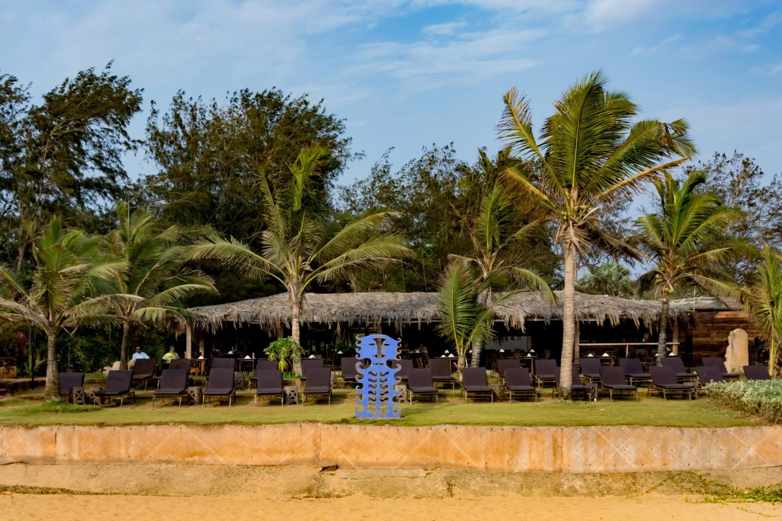 Restaurant/places to eat in Chalston Beach Resort