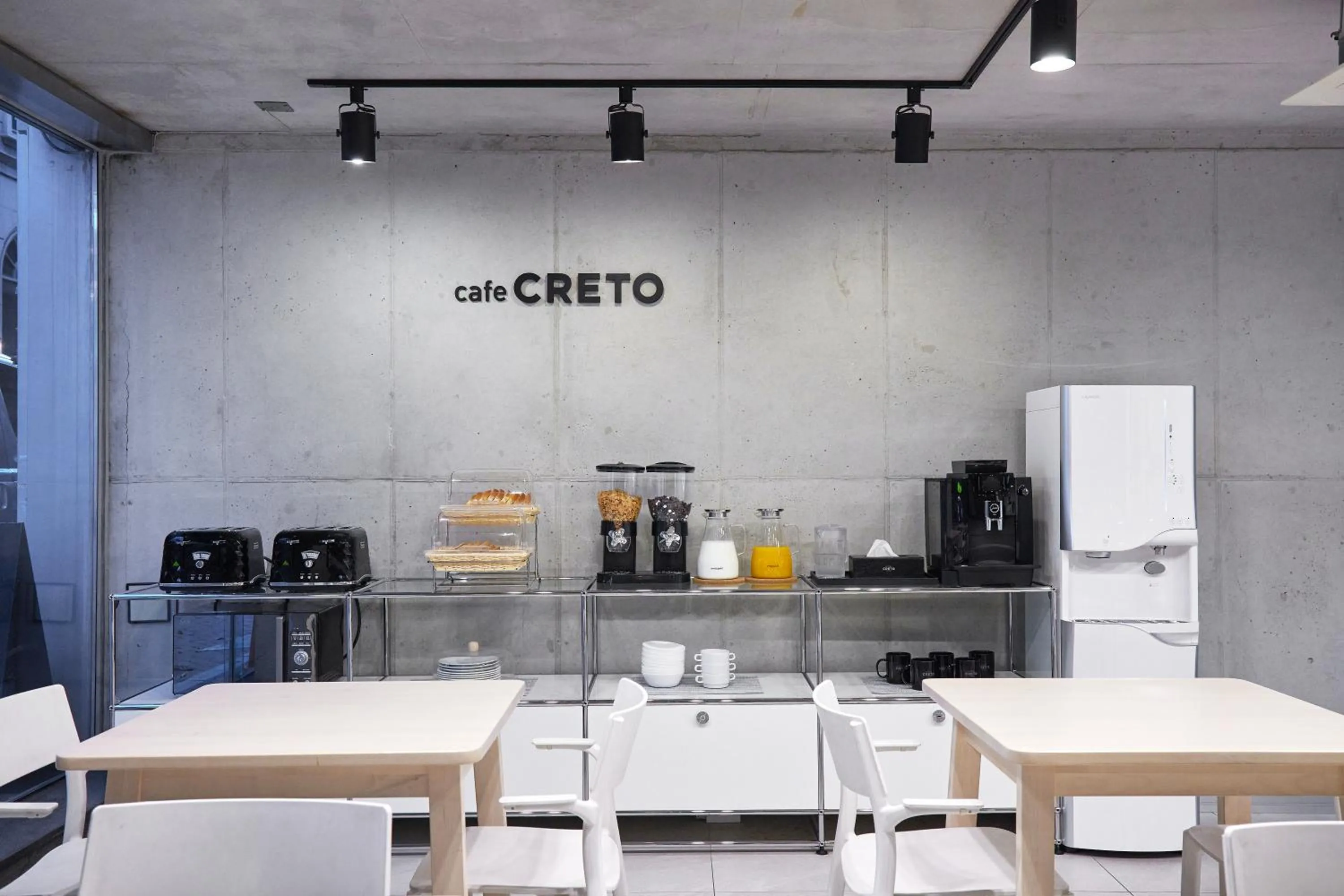 Breakfast in Creto Hotel Myeongdong