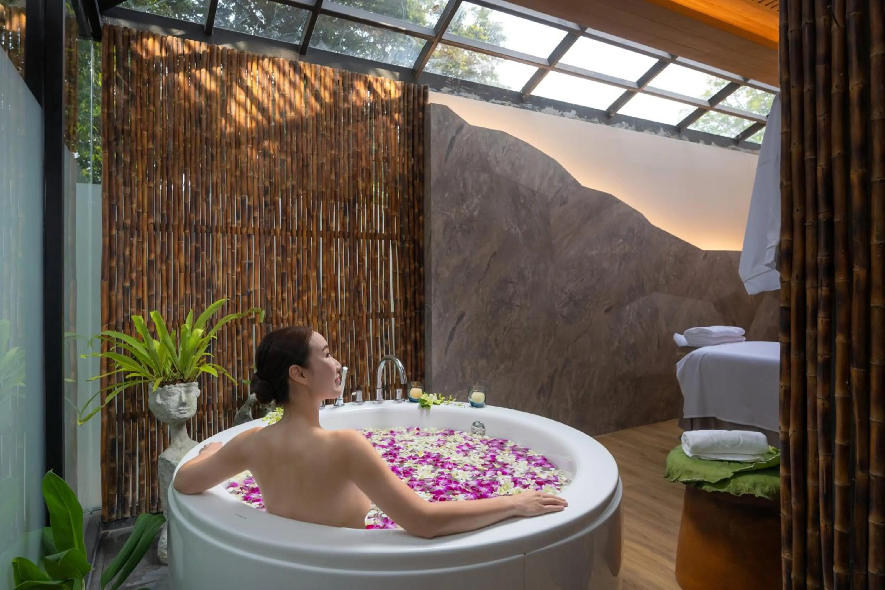 Spa and wellness centre/facilities in SINAE Phuket Luxury Hotel