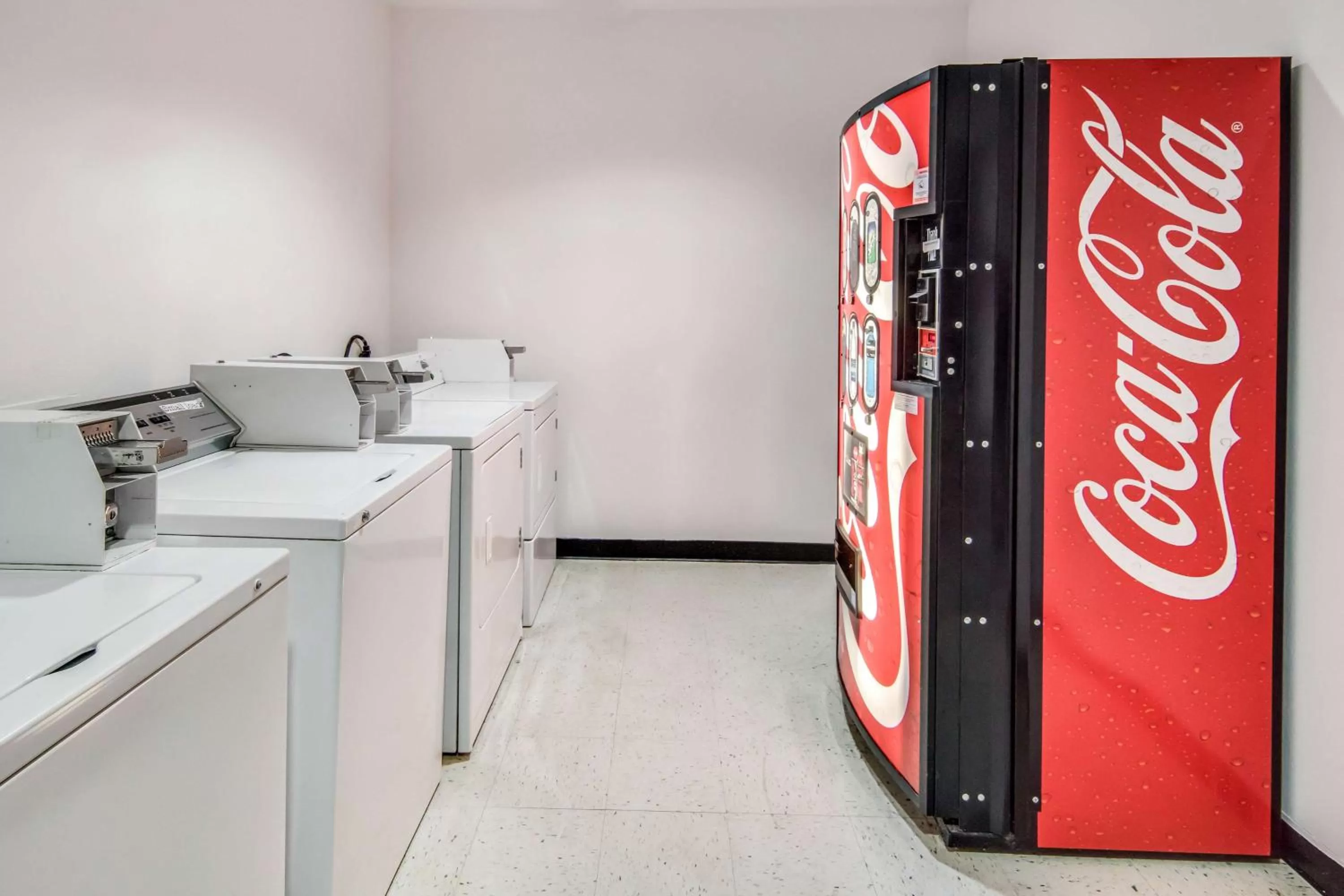 laundry in Motel 6-Cleburne, TX