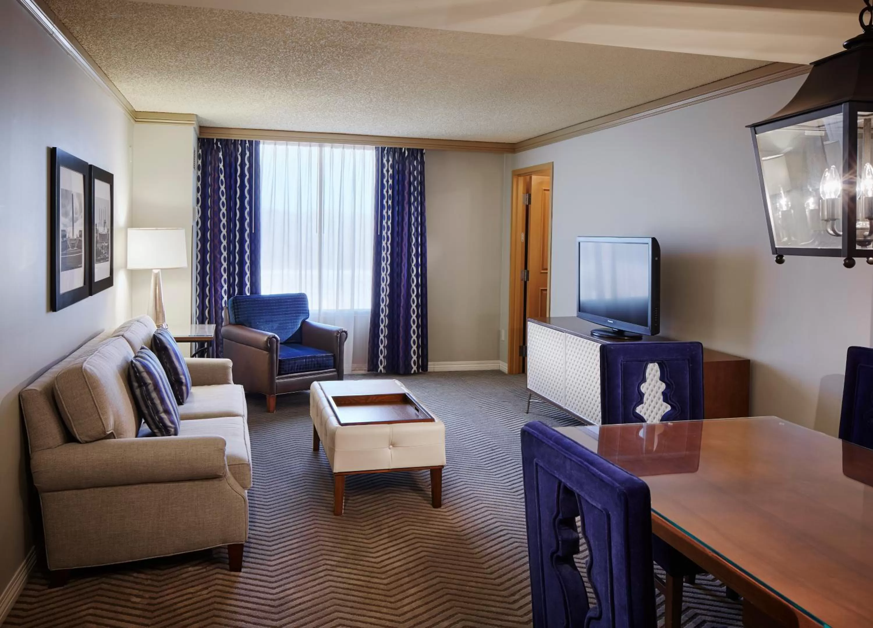 Photo of the whole room in Harrah's Kansas City, A Caesars Destination