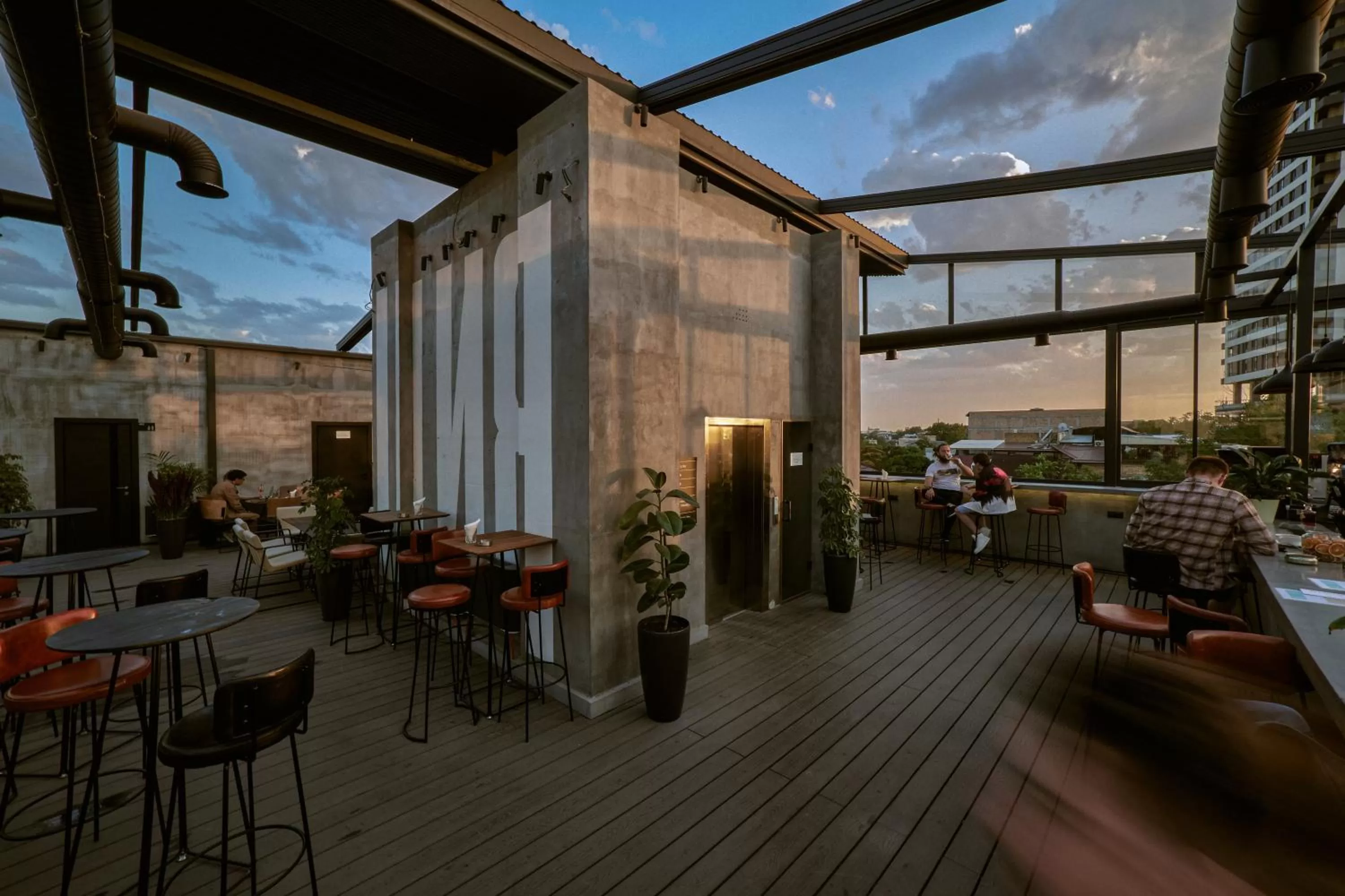 Balcony/Terrace, Restaurant/Places to Eat in Sapiens Hotel