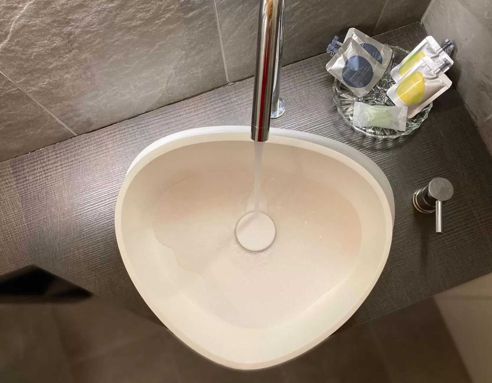 Bathroom in La Corte del Governo 565