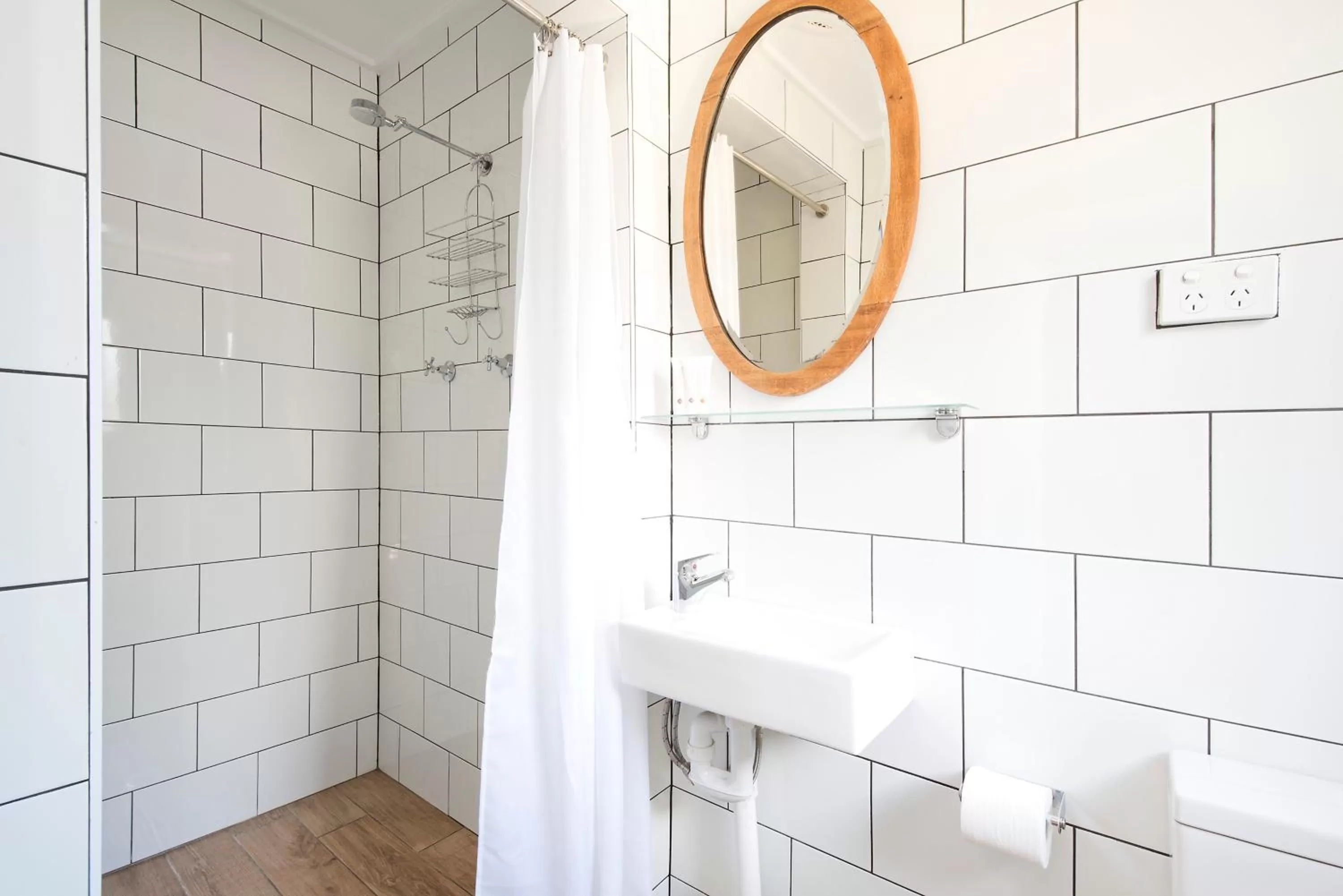 Manly Waves Studios & Apartments