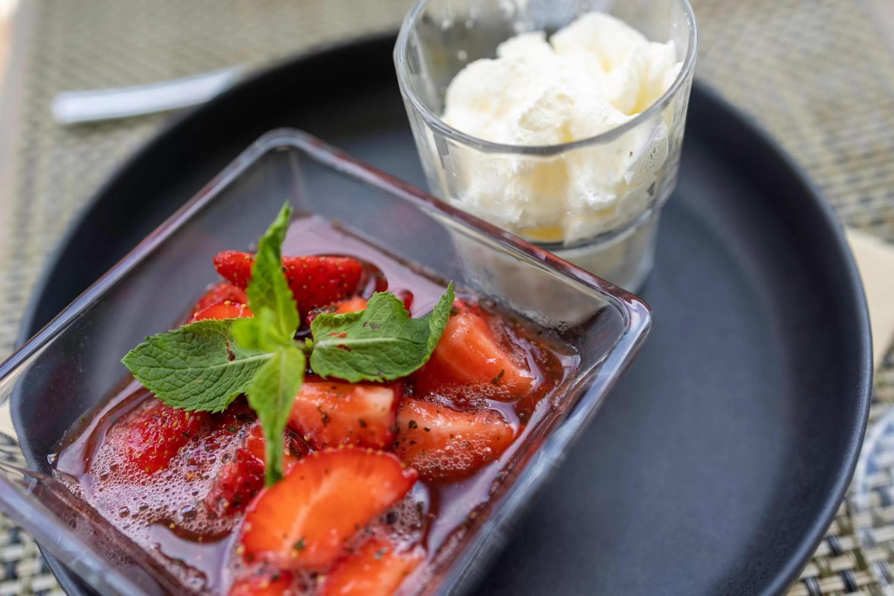 Restaurant/places to eat in Hôtel restaurant Kyriad Fréjus