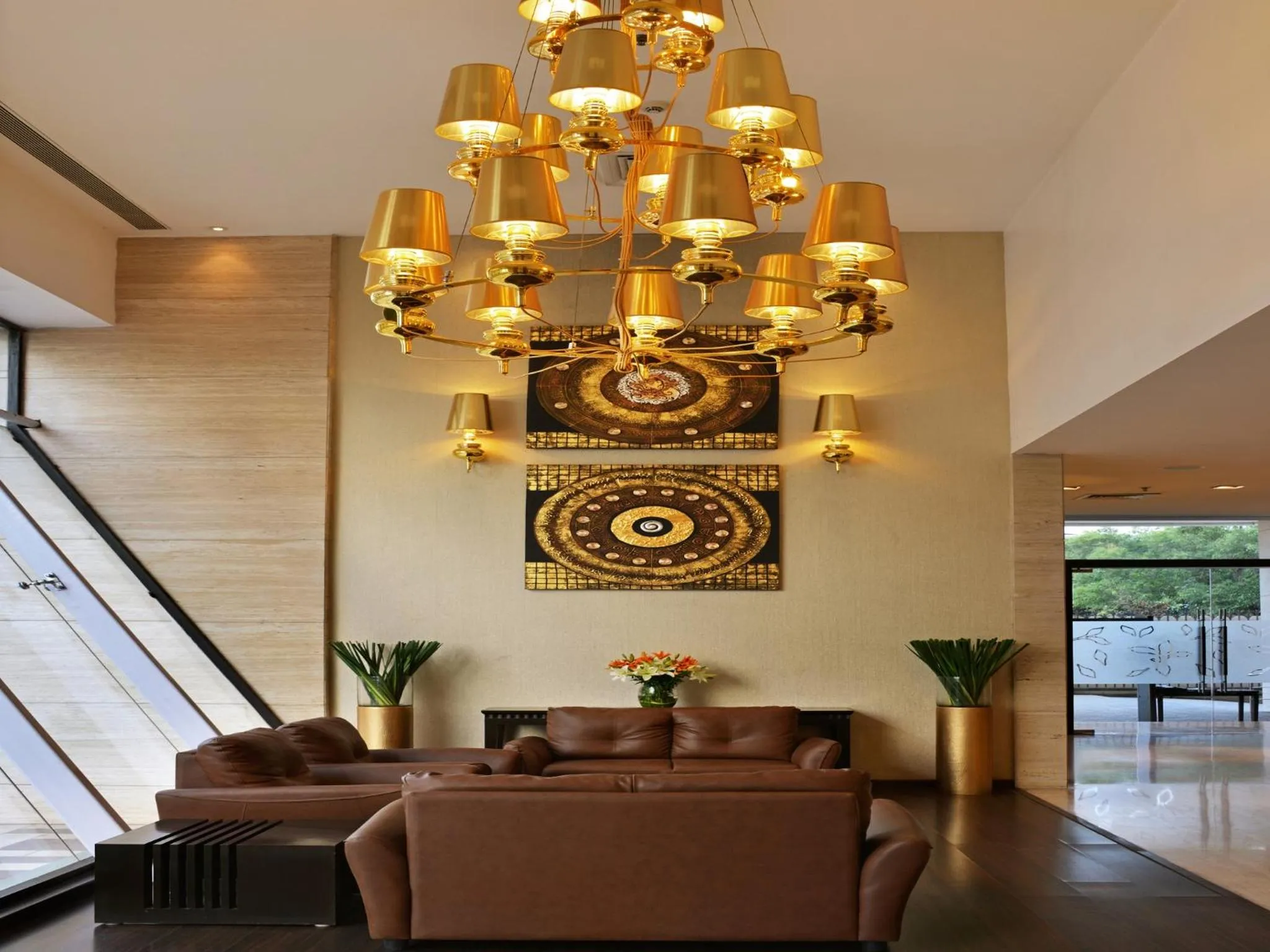 Area and facilities in Majestic Court Sarovar Portico