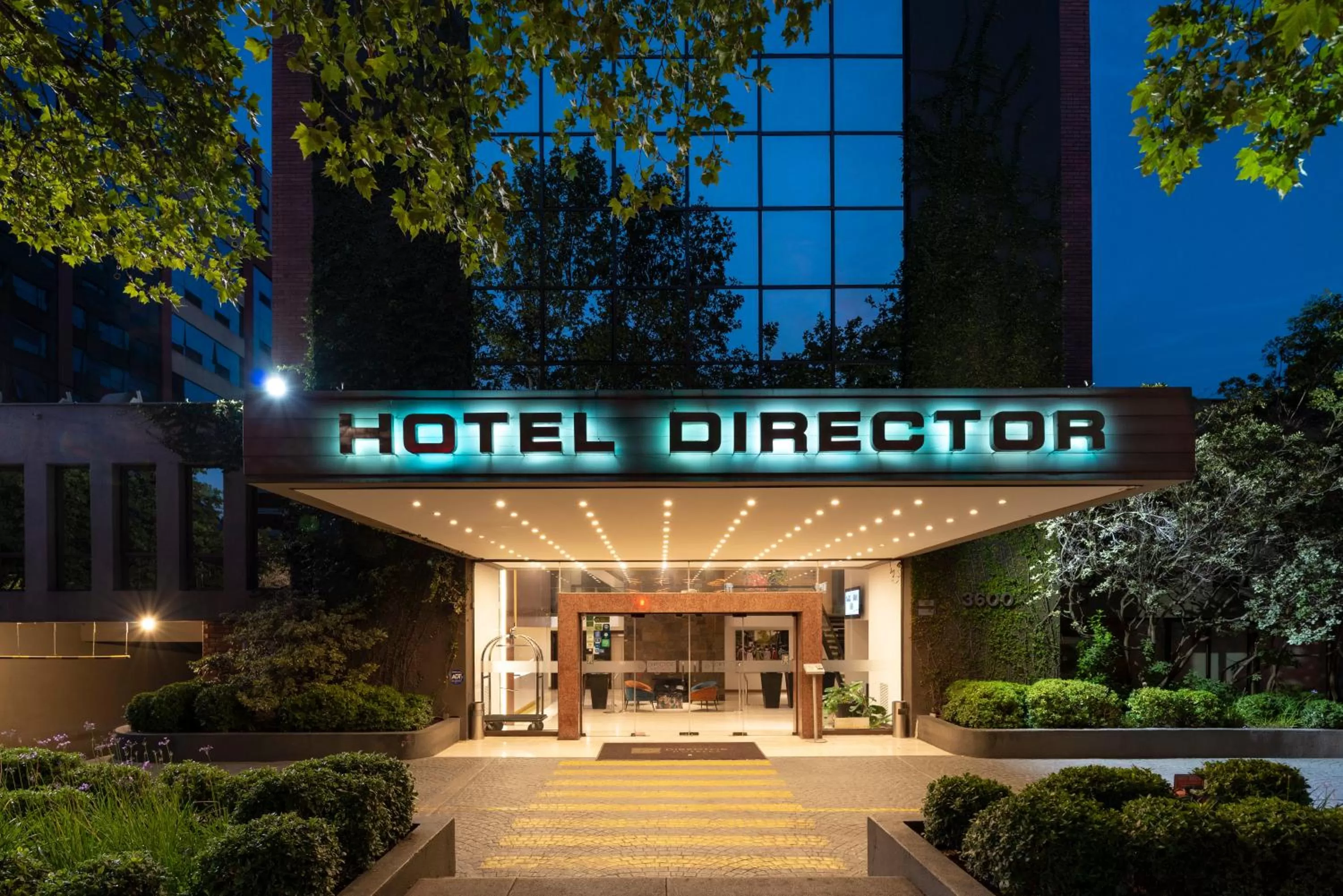 Facade/entrance in Hotel Director Vitacura