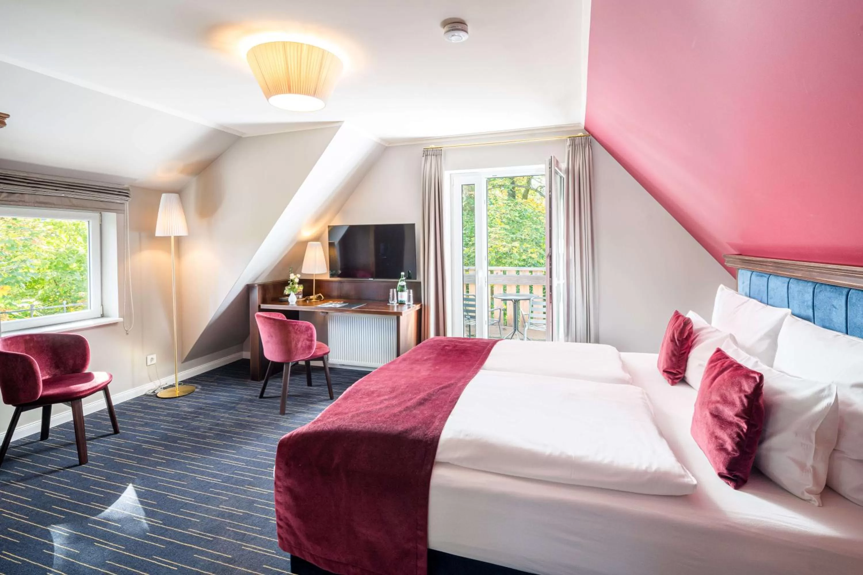 Bed in QUARTIER 5 Hotel & Restaurant, Sächsische Schweiz