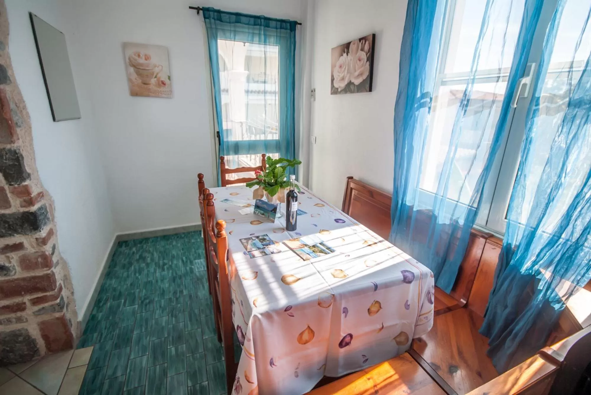 Dining area in Holiday Residence Rifugio